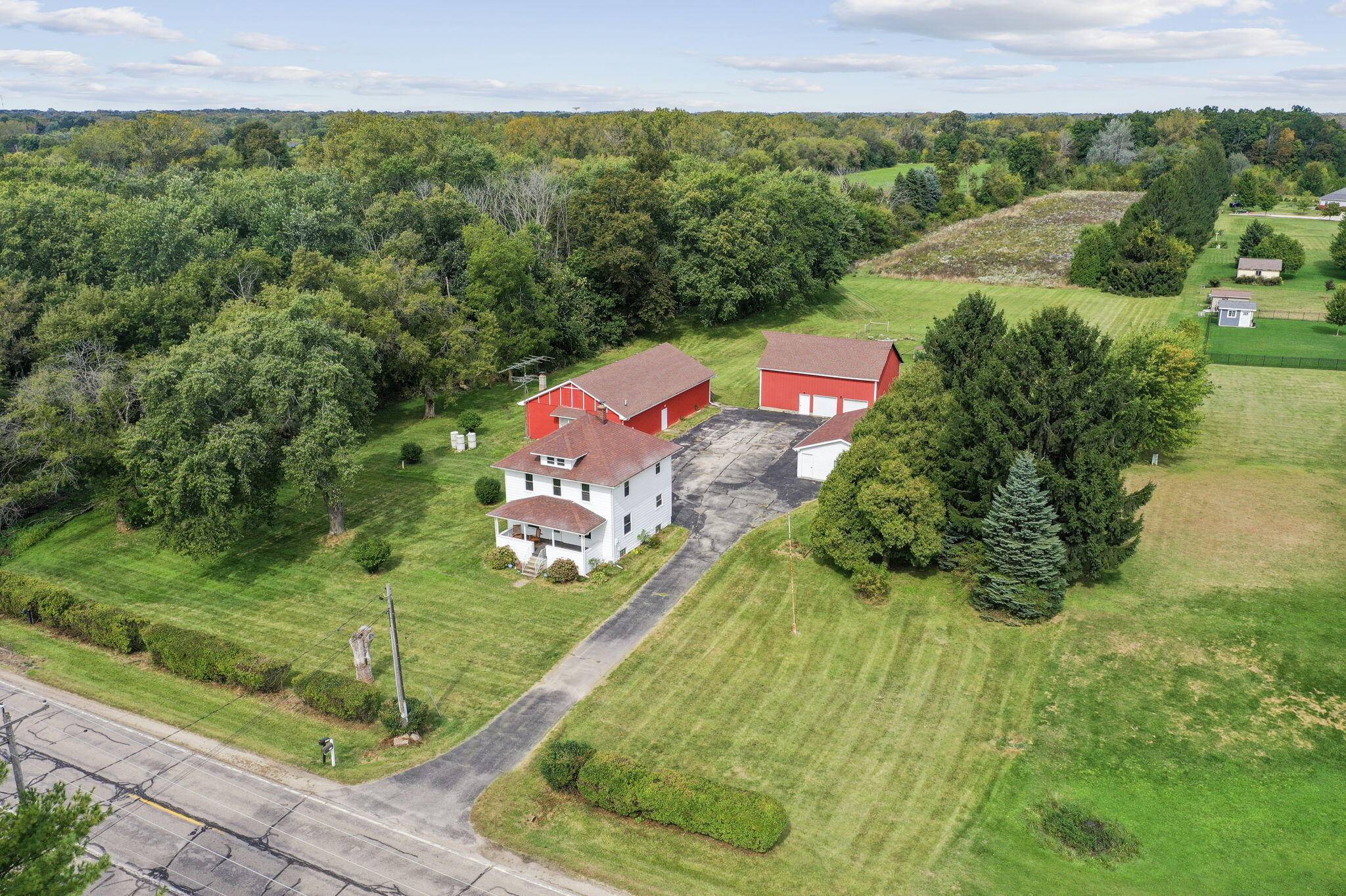 Mount Pleasant, WI 53403,3218 County Line Rd