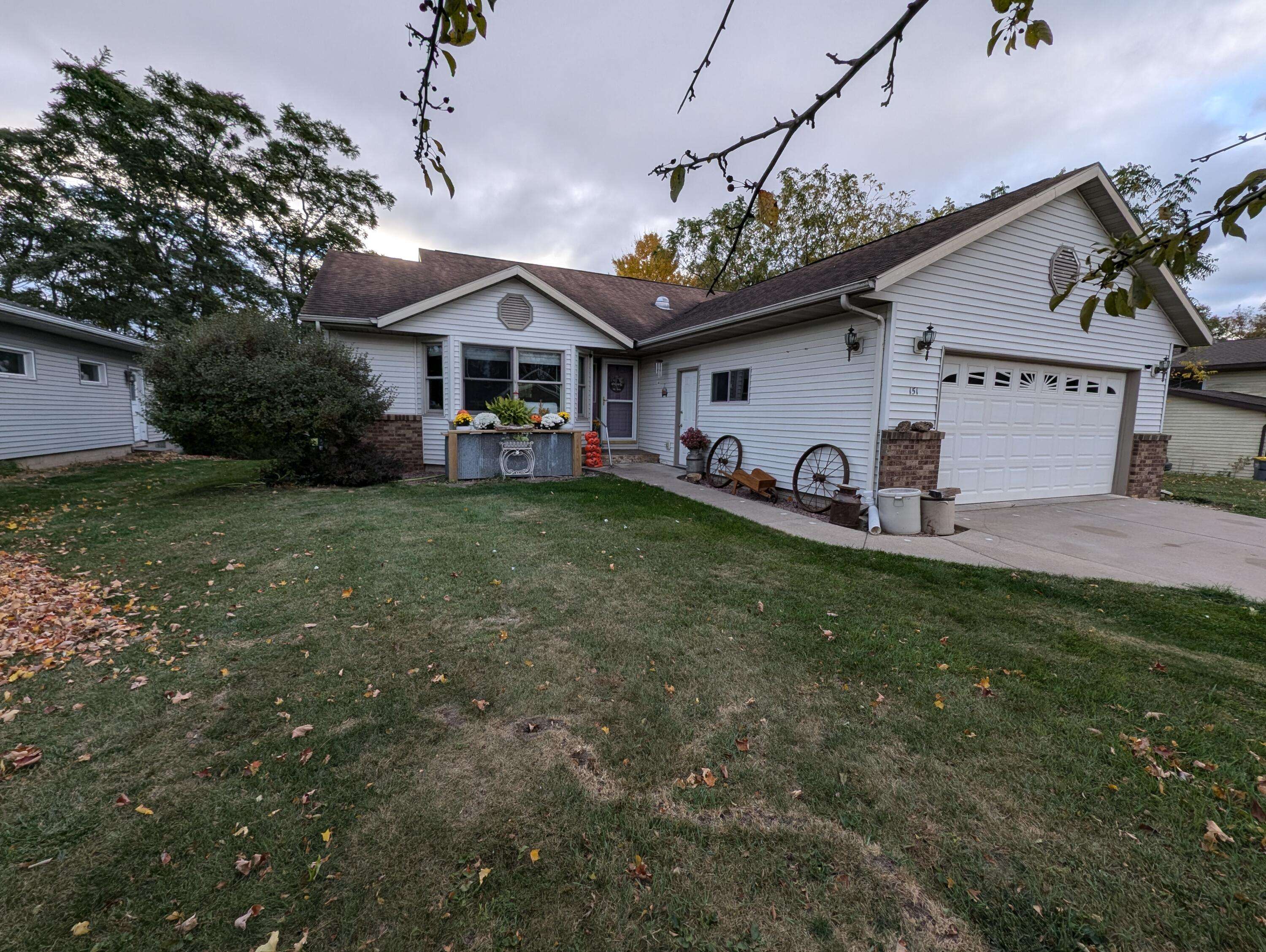 La Crescent, MN 55947,151 Cornforth Rd