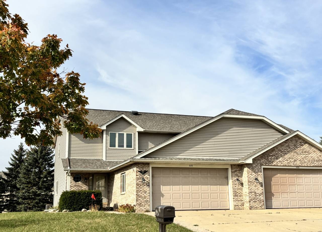 West Bend, WI 53090,1018 Autumn Dr Unit 1