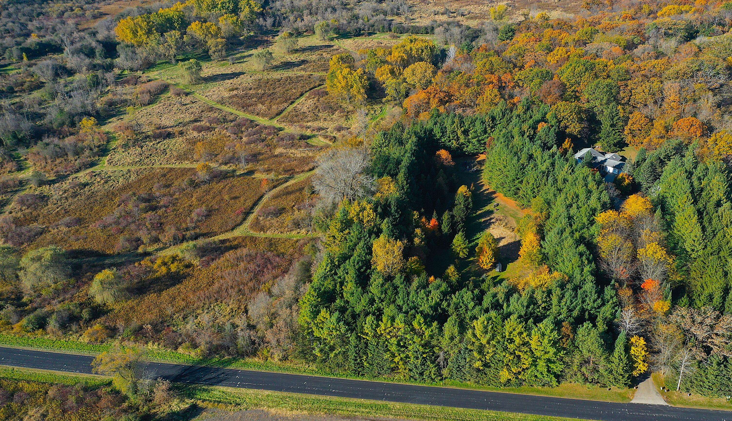 Spring Prairie, WI 53105,N6391 Hargraves Rd