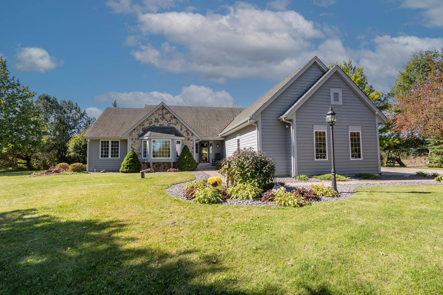 Eagle, WI 53119,W349S9025 Nesting Ct