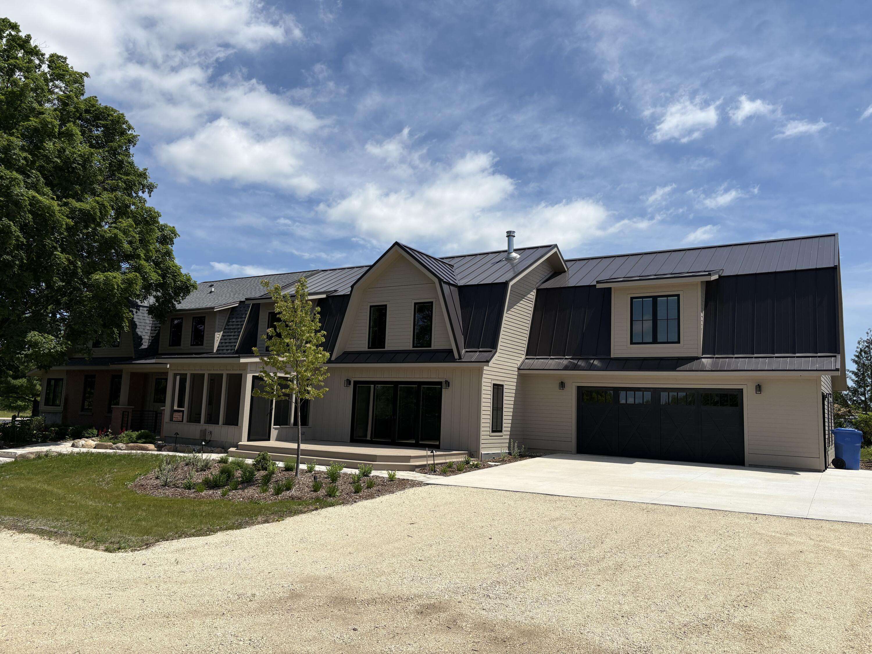 Cedarburg, WI 53012,10823 Pleasant Valley Rd