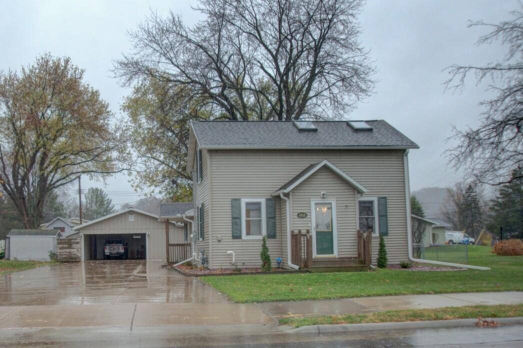 La Crosse, WI 54601,4914 County Road B -