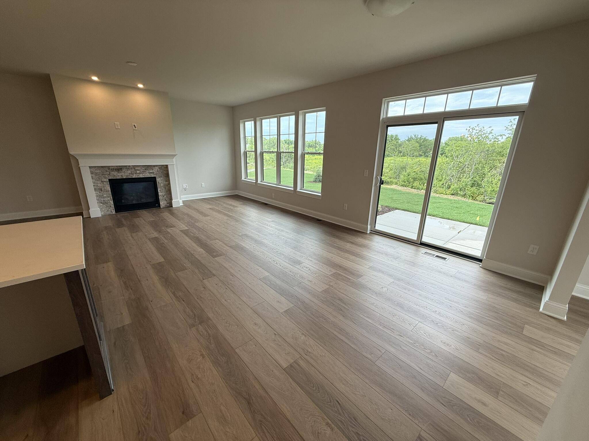 River Hills, WI 53217,1718 N River Cir