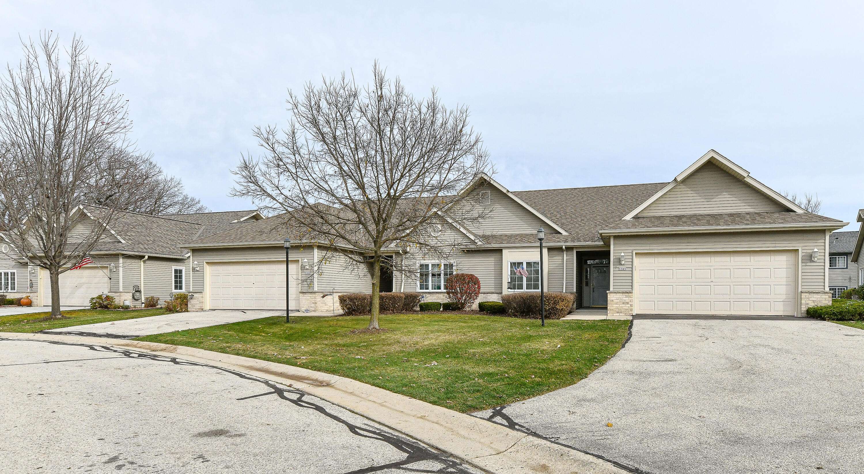 Greenfield, WI 53221,5345 S Butterfield Way Unit 5345