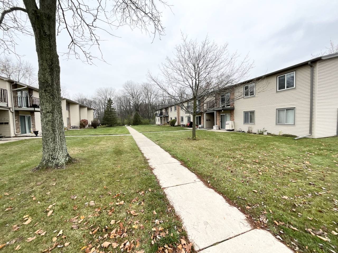 Germantown, WI 53022,W170N11557 Armada Dr Unit 12