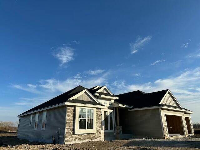 Pewaukee, WI 53072,W221N4576 Timber Ct
