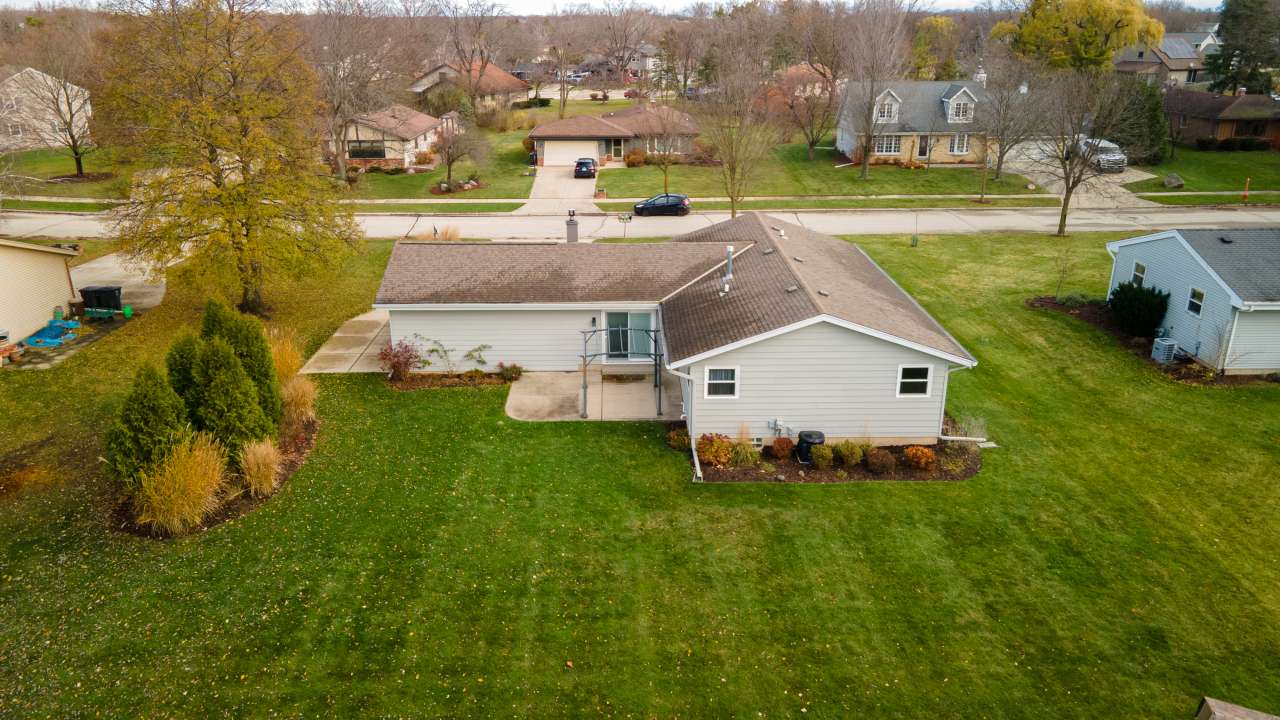 Franklin, WI 53132,8103 S Mission Dr