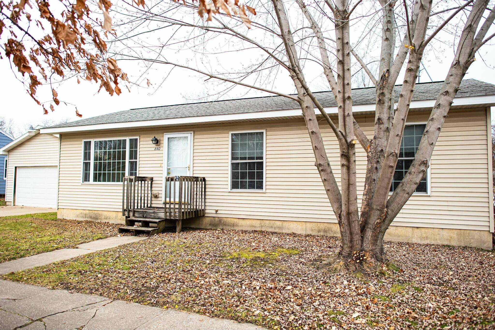 Sparta, WI 54656,640 Pine St