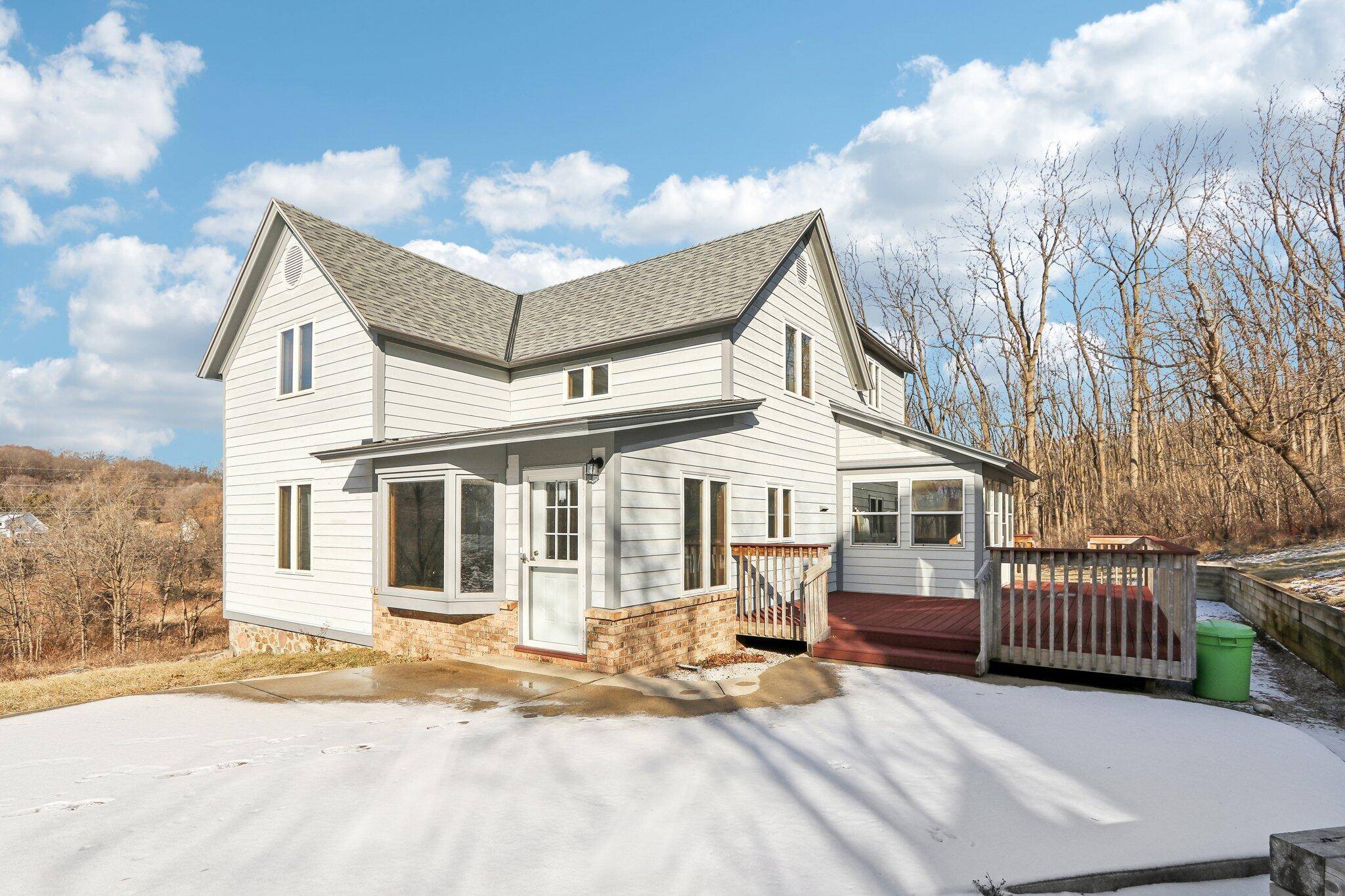 Delafield, WI 53018,W316S198 S Hwy 83 -