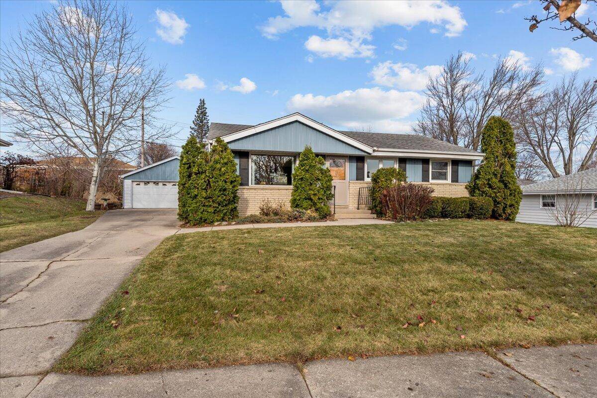 Menomonee Falls, WI 53051,N84W14634 Schlafer Dr