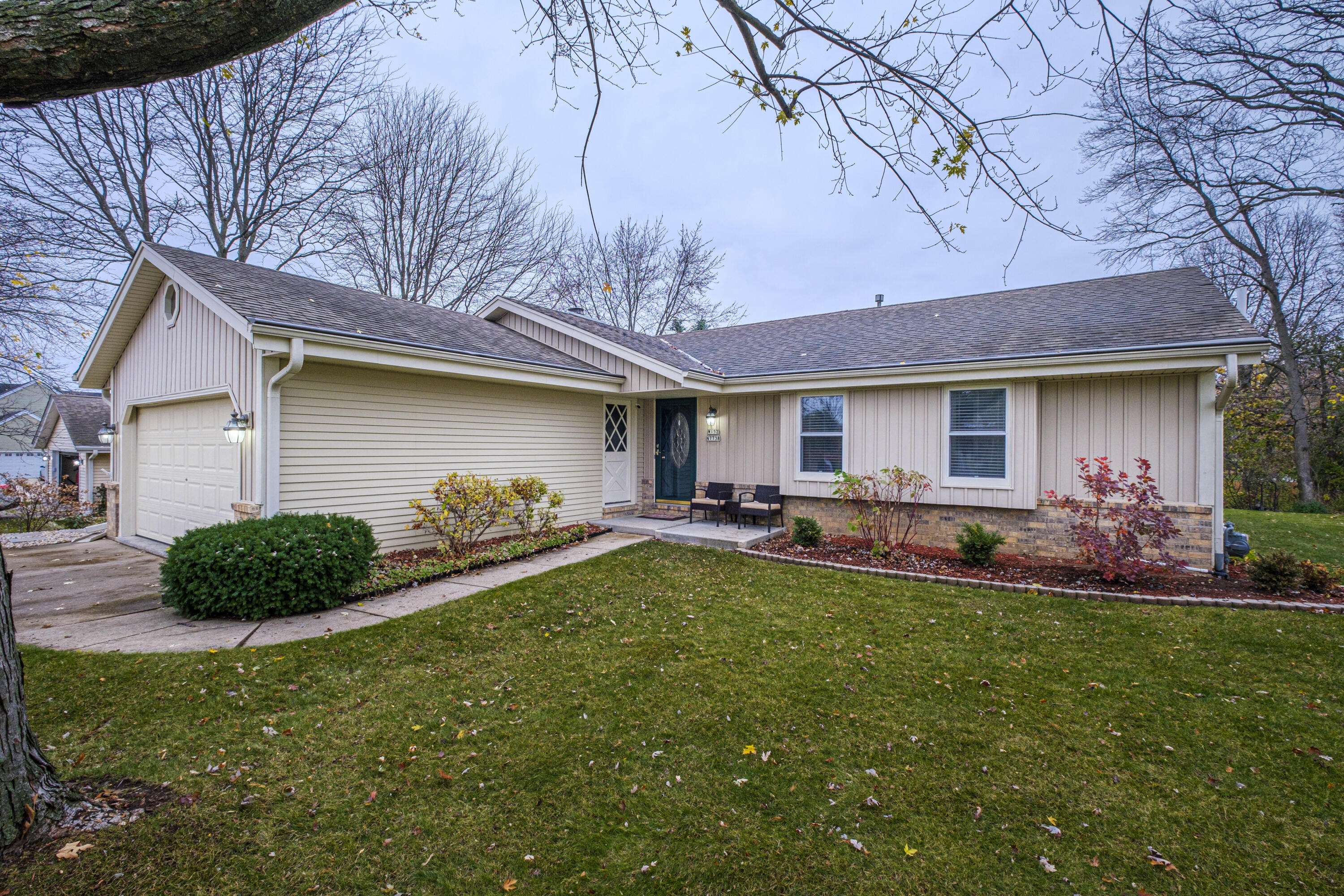 Menomonee Falls, WI 53051,W152N7738 Countryside Dr