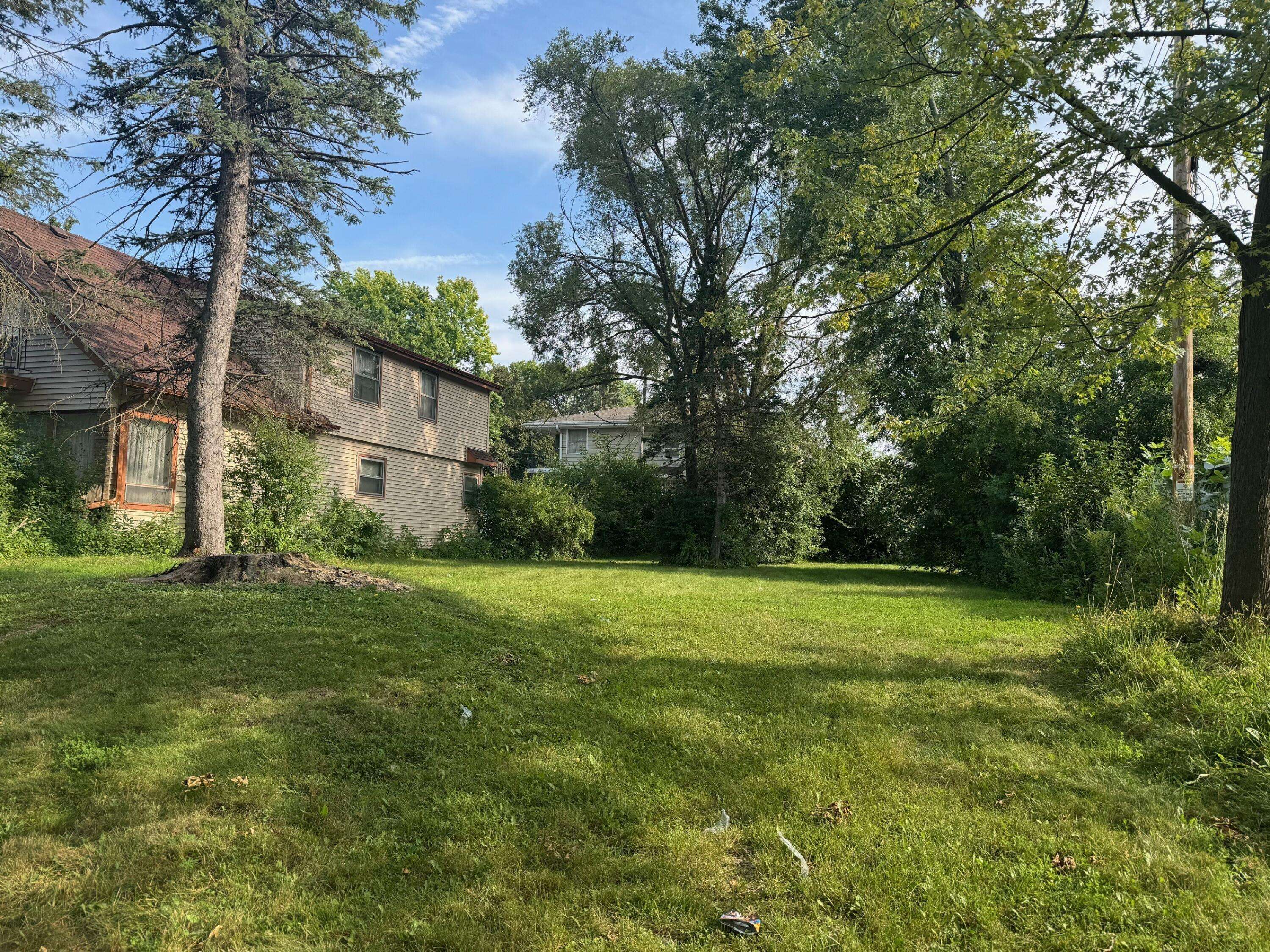 Milwaukee, WI 53225,10615 W Villard Ave