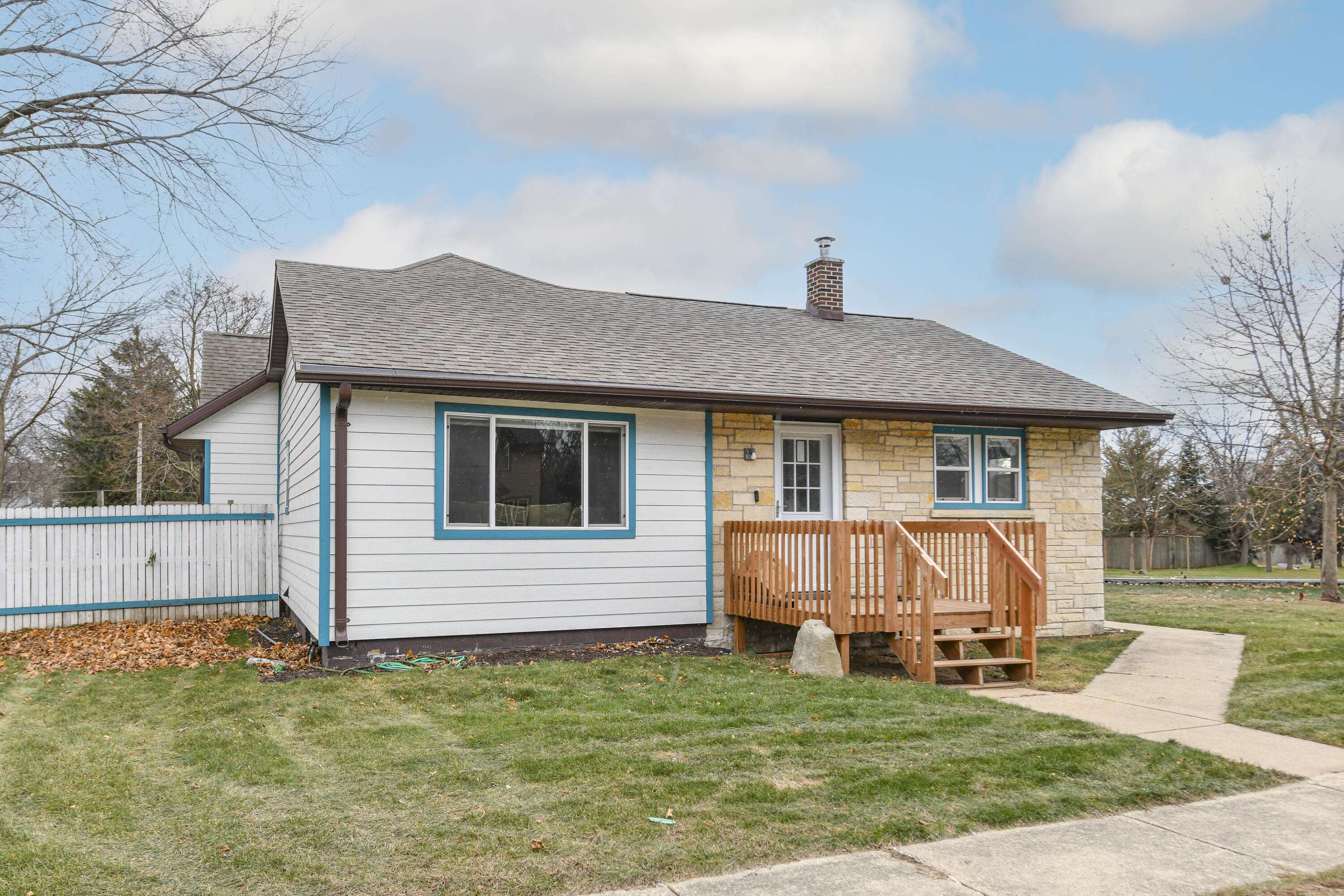 East Troy, WI 53120,3023 Graydon Ave