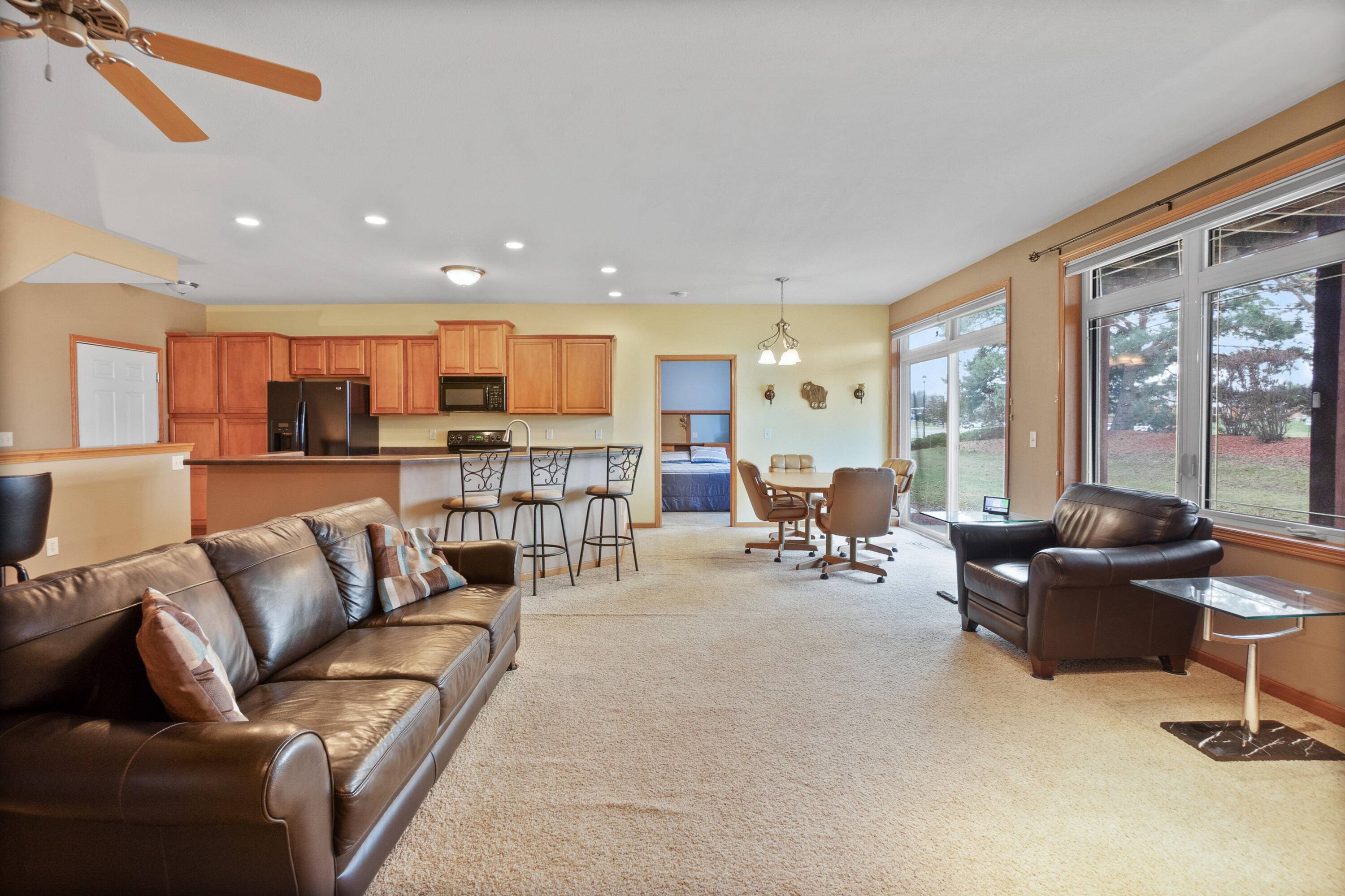 Mukwonago, WI 53149,340 E Veterans Way Unit 2