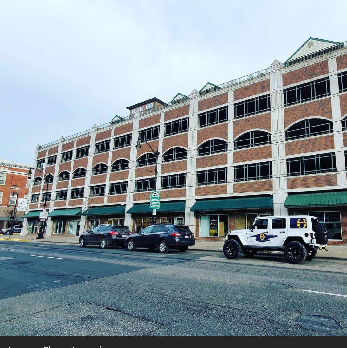 La Crosse, WI 54601,313 4th St S