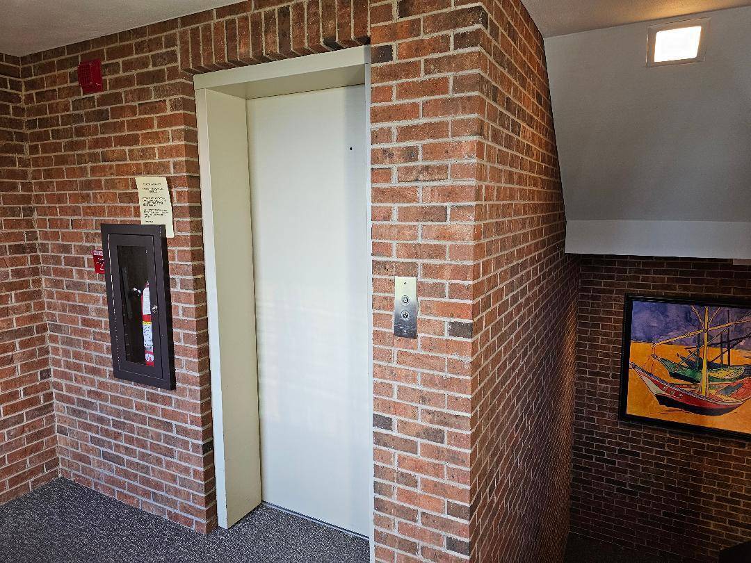 Racine, WI 53403,840 Lake Ave Unit 208