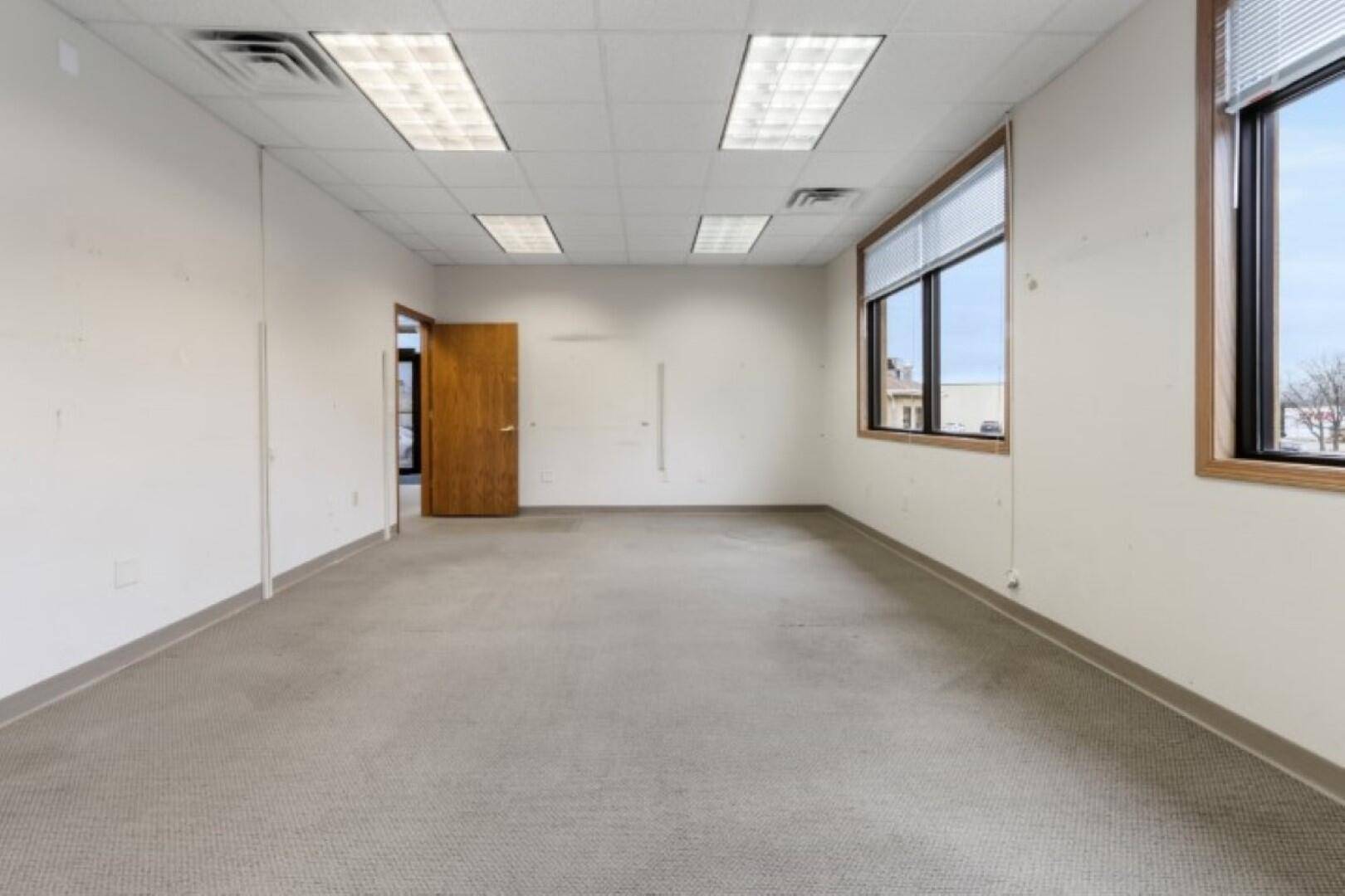 Elkhorn, WI 53121,615 E Geneva St