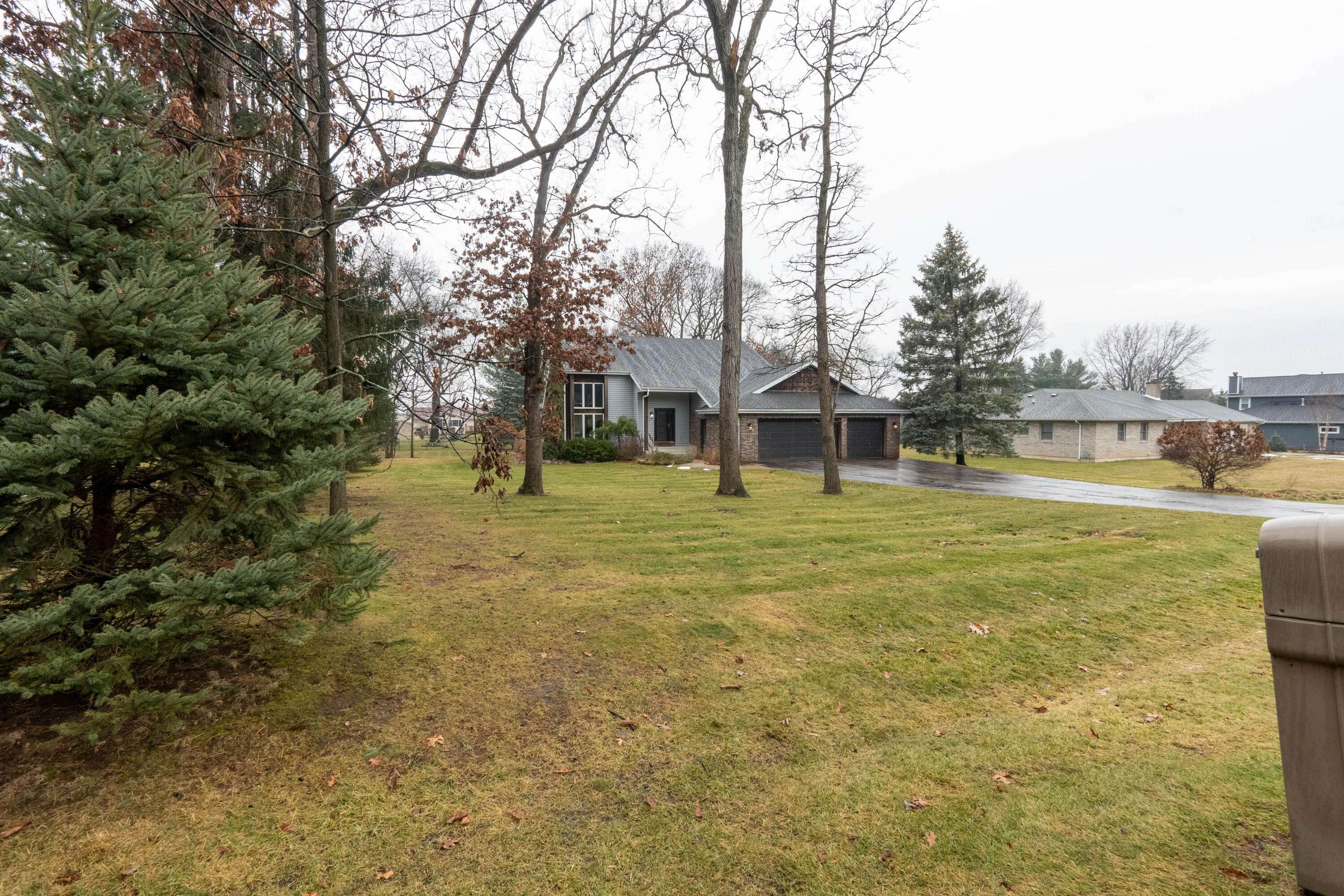 Delavan, WI 53115,2027 Green Meadow Dr