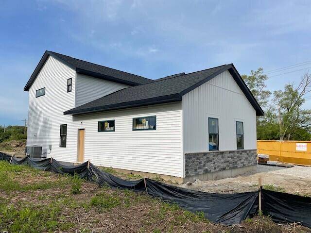 Kenosha, WI 53142,15525 67th St