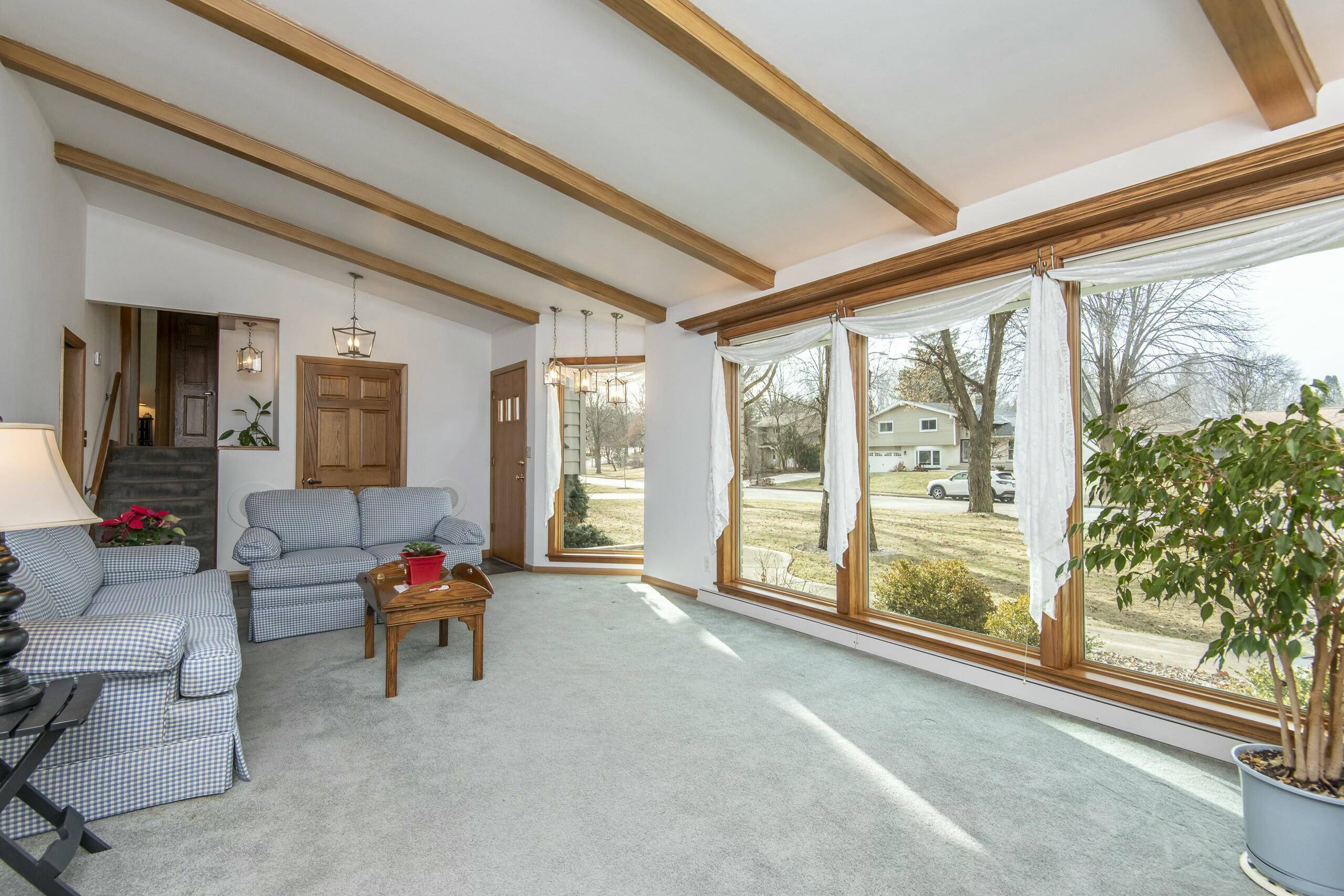 Wauwatosa, WI 53222,3326 N Knoll Ter