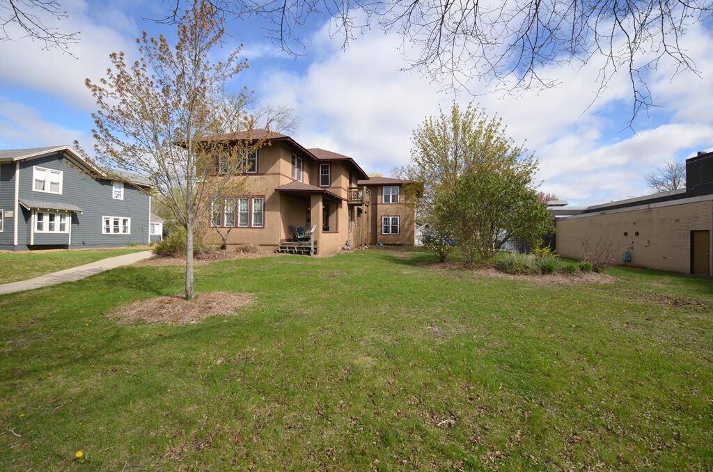 Whitewater, WI 53190,316 W Center St Unit 318