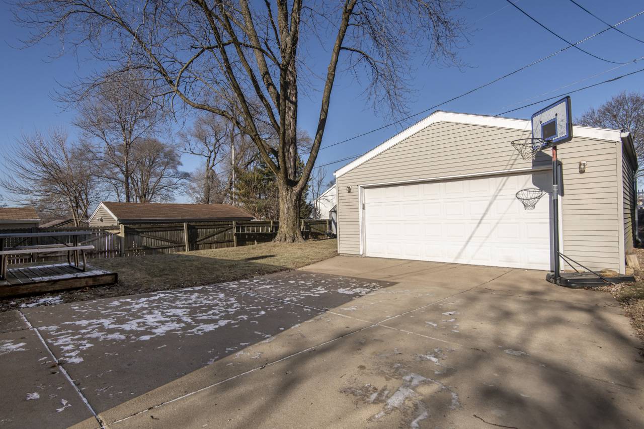 Waukesha, WI 53186,1124 Margaret St