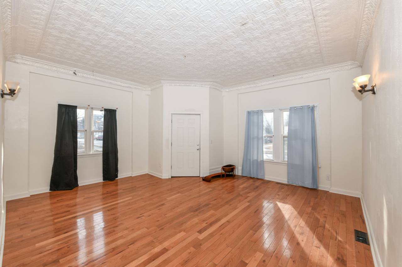 Milwaukee, WI 53212,3201 N Buffum St Unit 3203