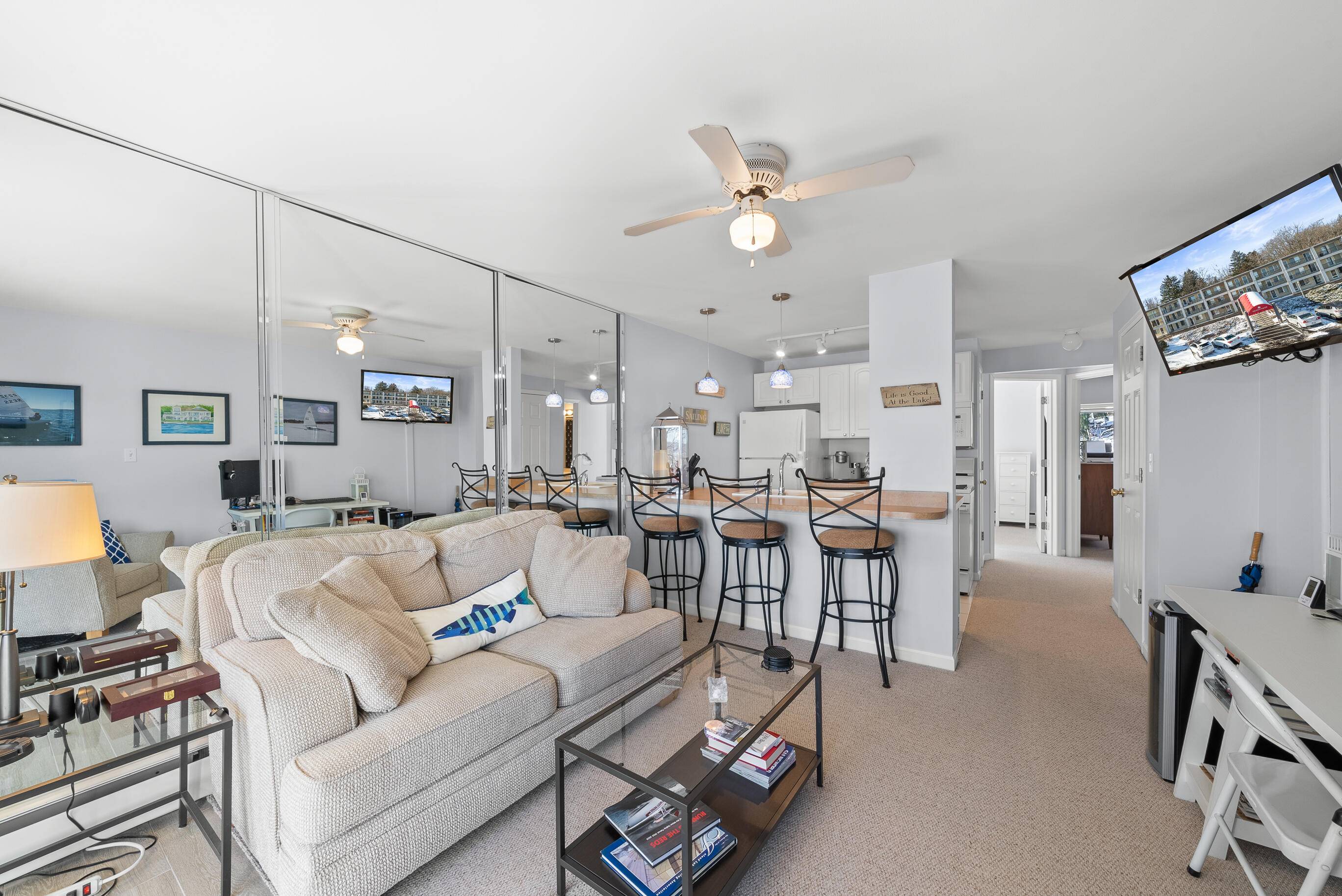 Fontana, WI 53125,227 Dewey Ave Unit 201