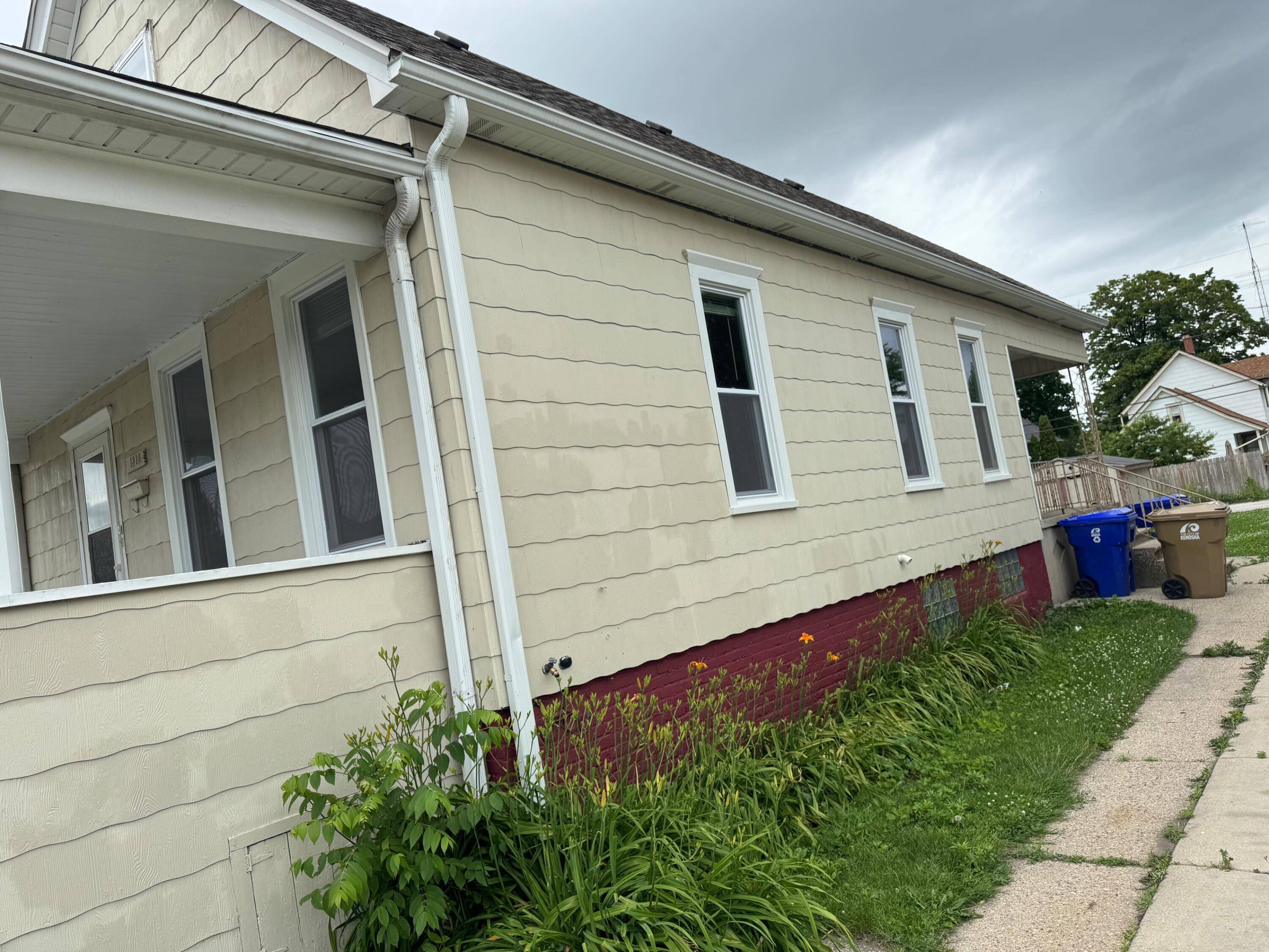 Kenosha, WI 53140,1820 54th St