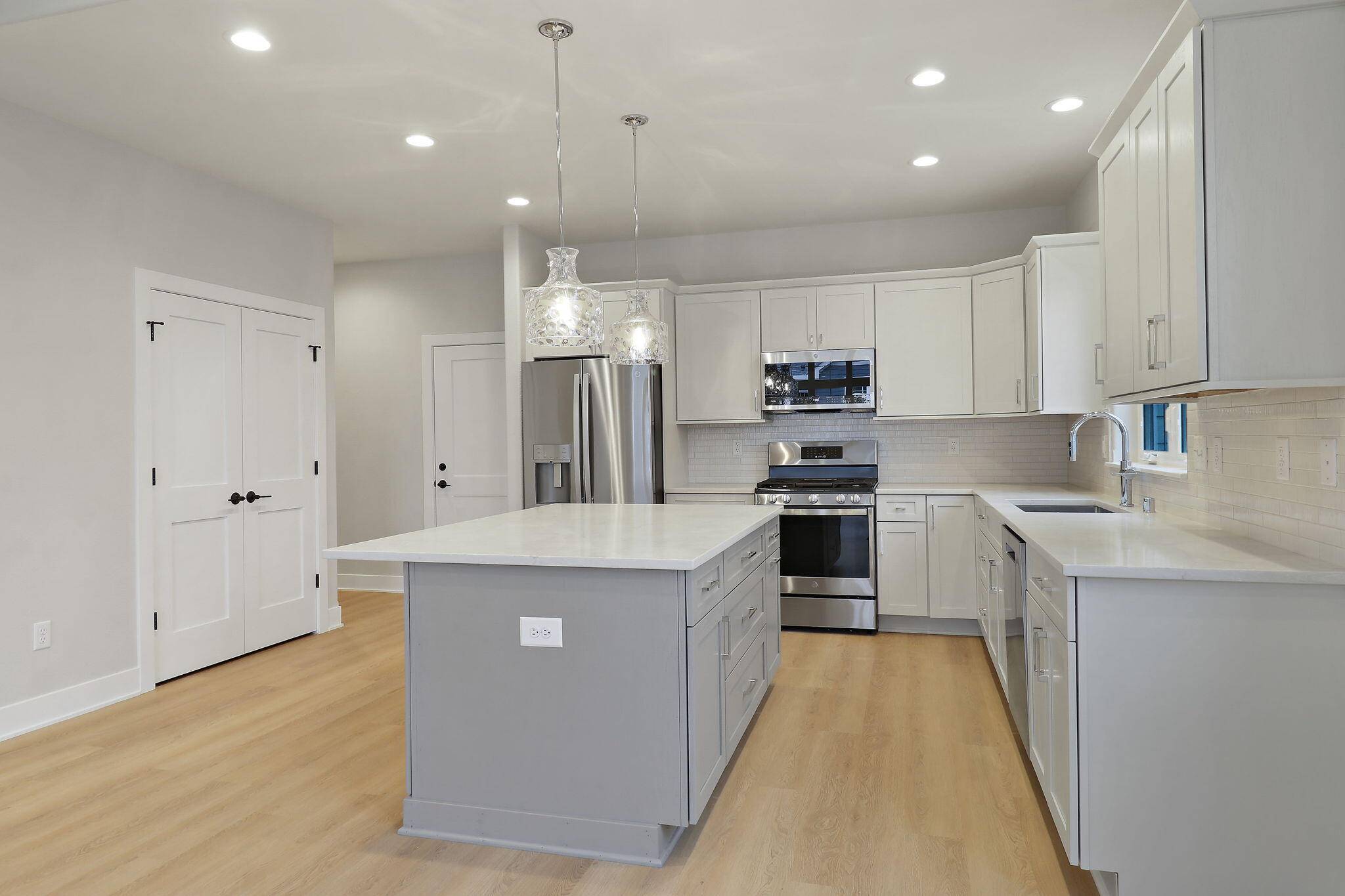 Pleasant Prairie, WI 53158,4673 98th St