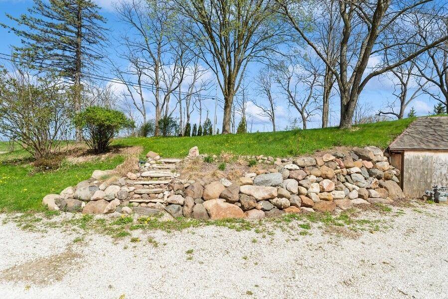 Bristol, WI 53104,8009 184th Ave