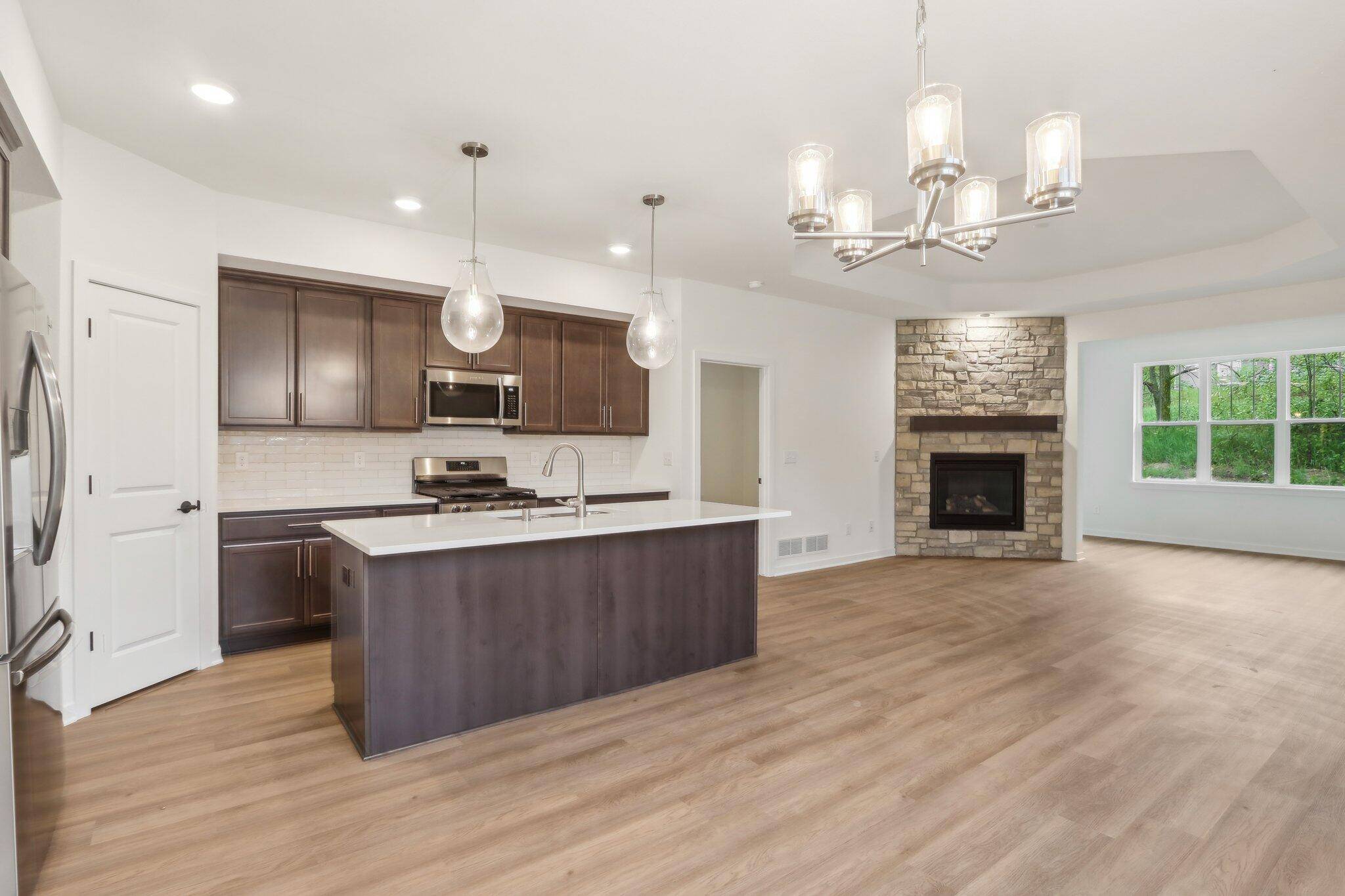 Jackson, WI 53037,W204N17669 Laurel Pl Unit 602