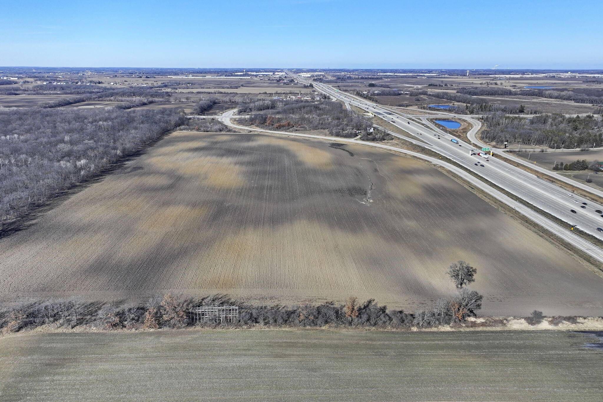 Paris, WI 53177,Lt1 W Frontage Rd