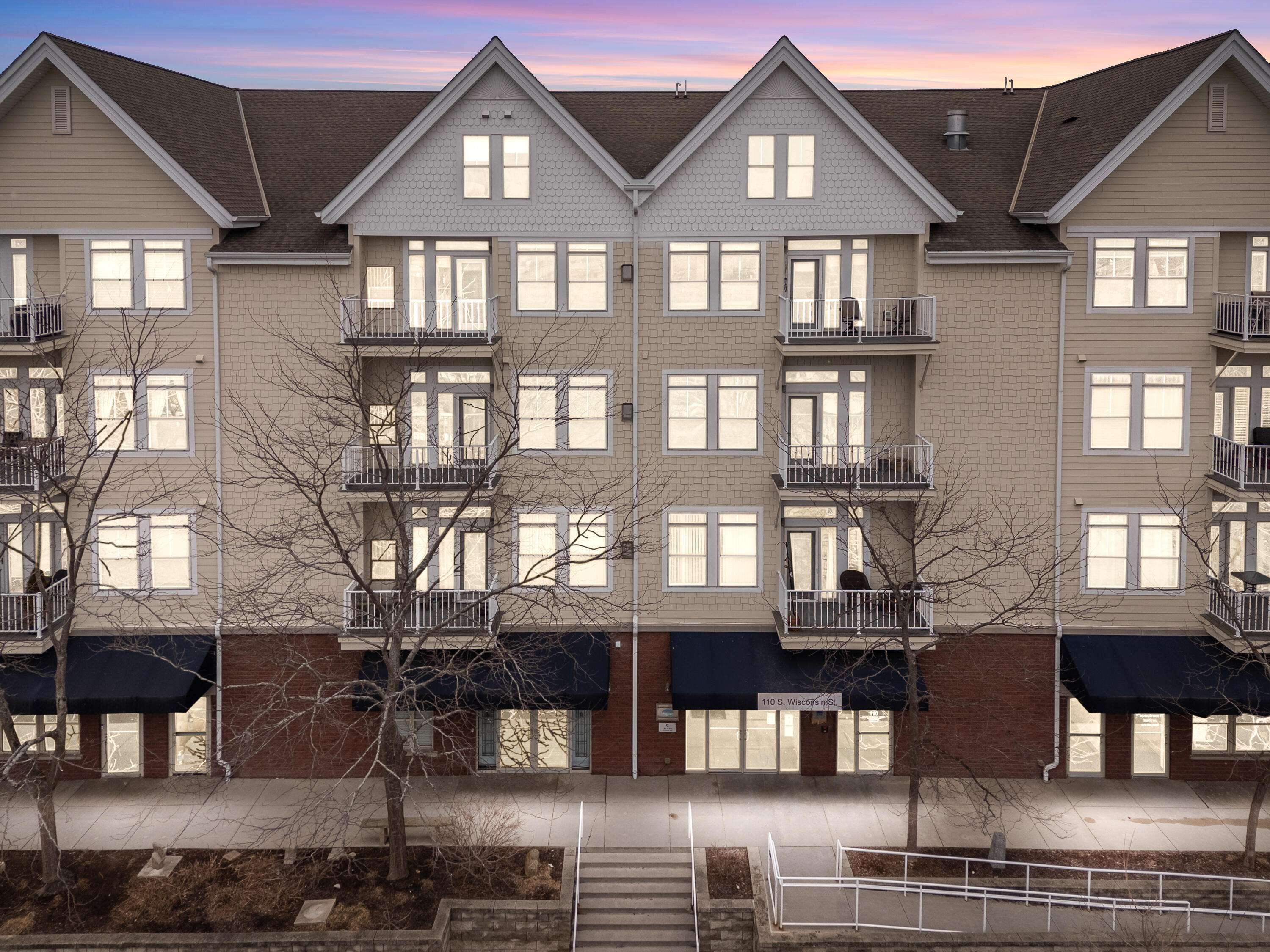 Port Washington, WI 53074,110 S Wisconsin St Unit 4E