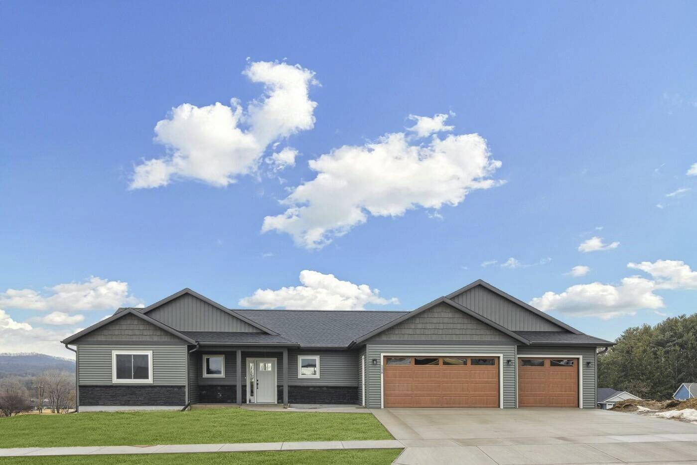 Holmen, WI 54636,158 Southern Dr