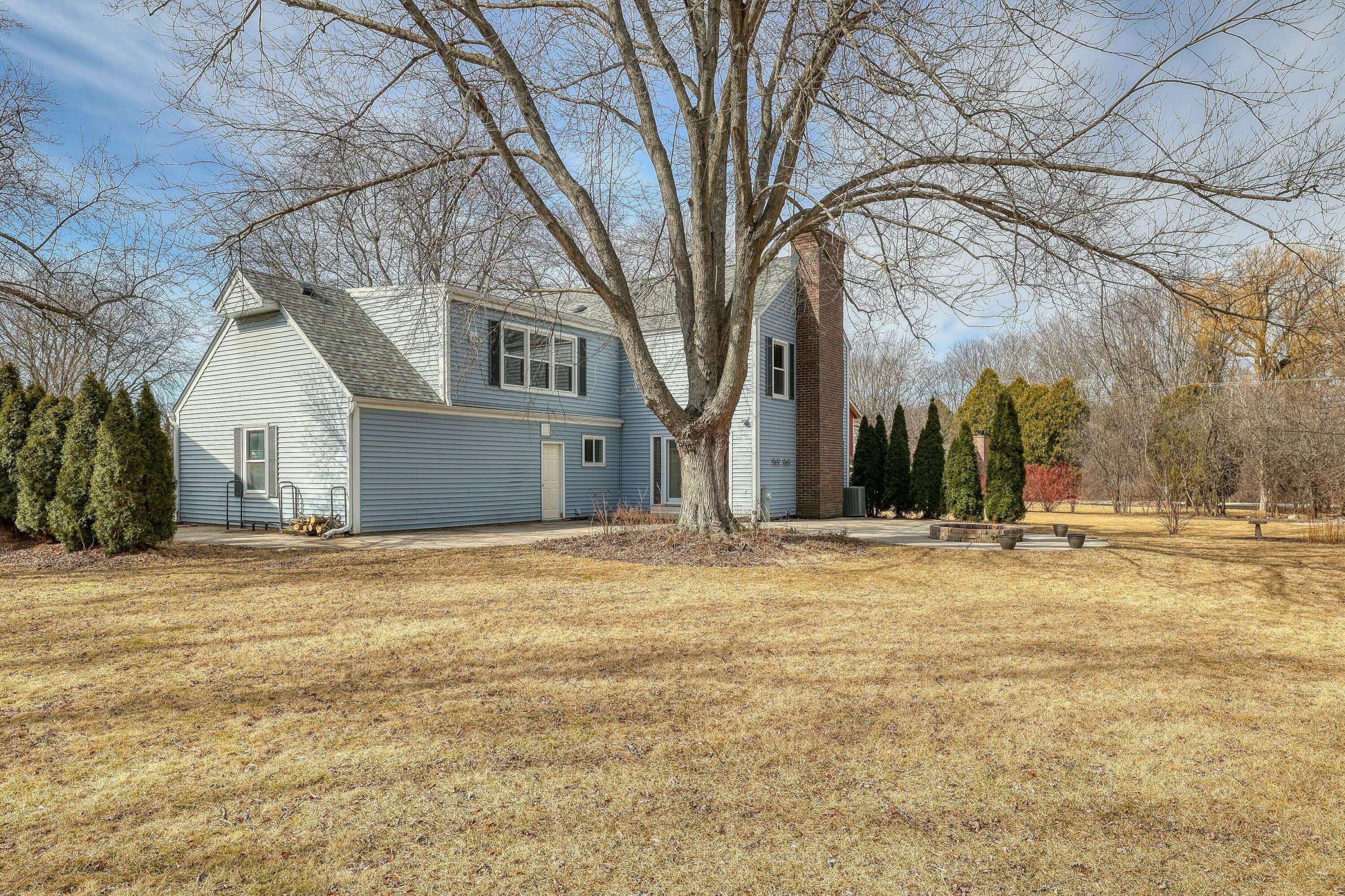 Mequon, WI 53092,3616 W Brittany Ct