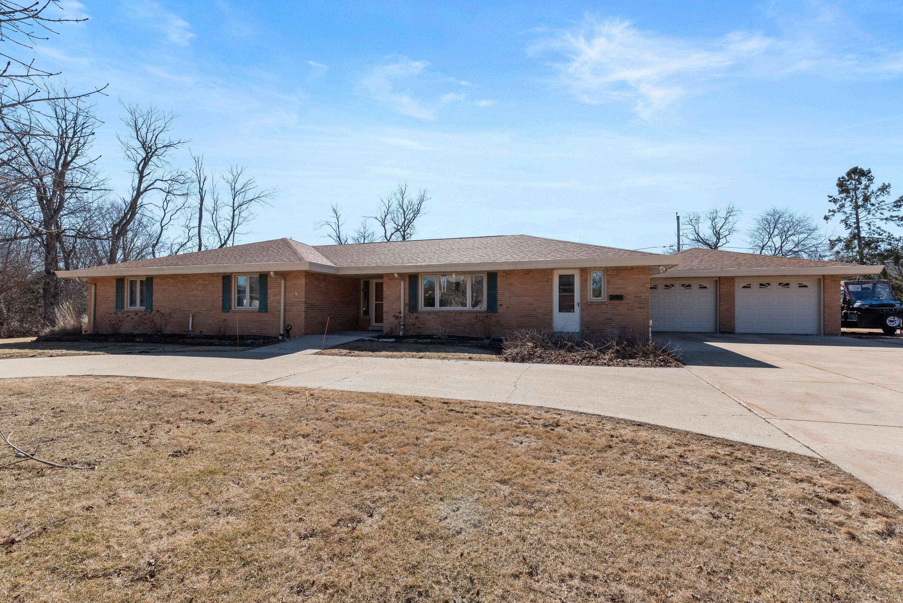 Thiensville, WI 53092,707 Riverview Dr