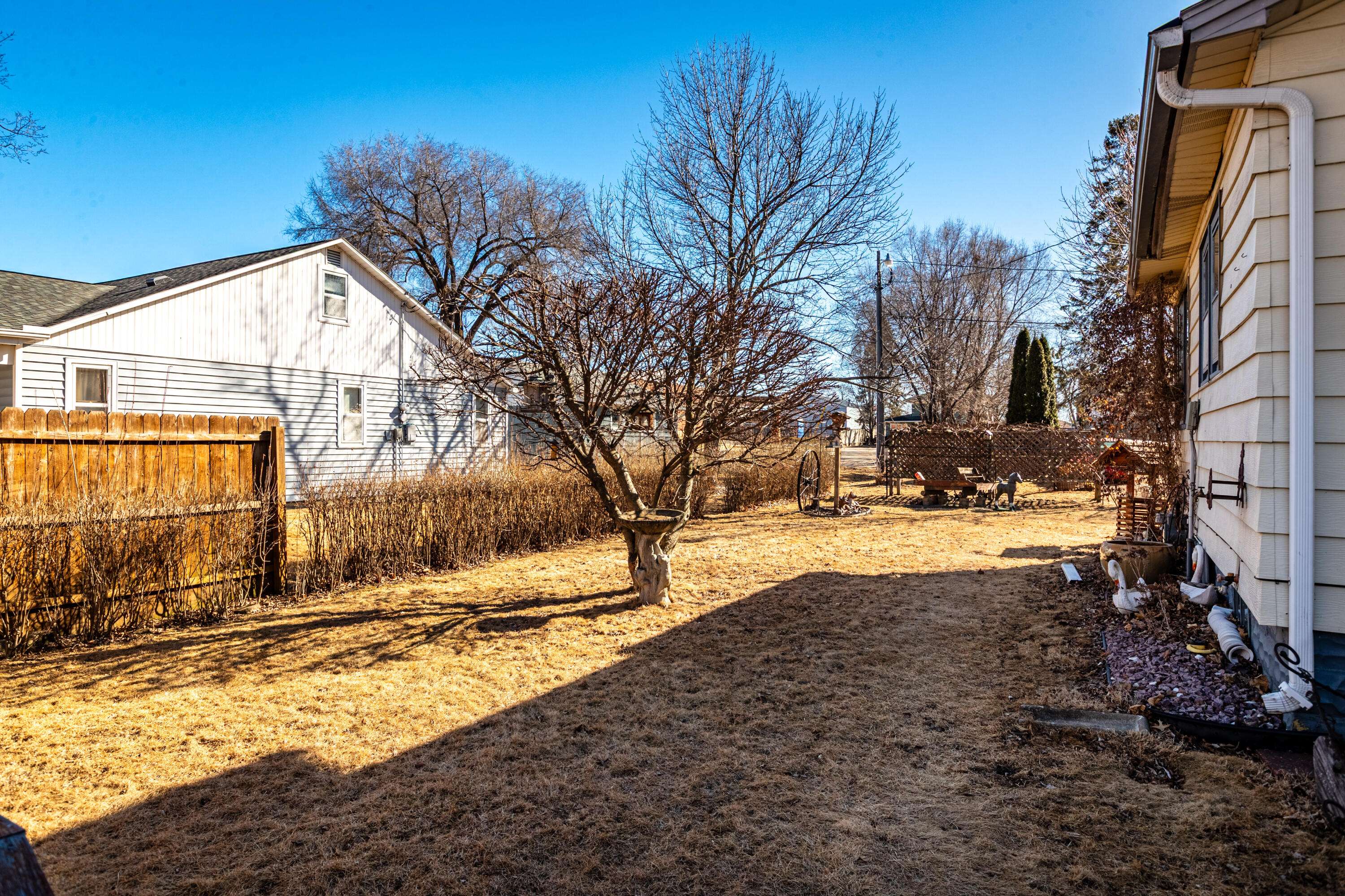 La Crescent, MN 55947,233 3rd St N