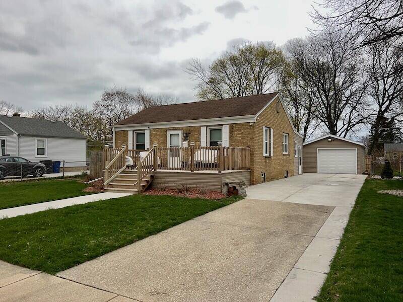 Racine, WI 53405,303 Belmont Ave