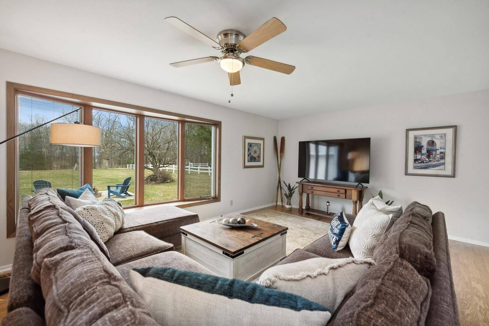 Walworth, WI 53125,N2021 N Lake Shore Dr