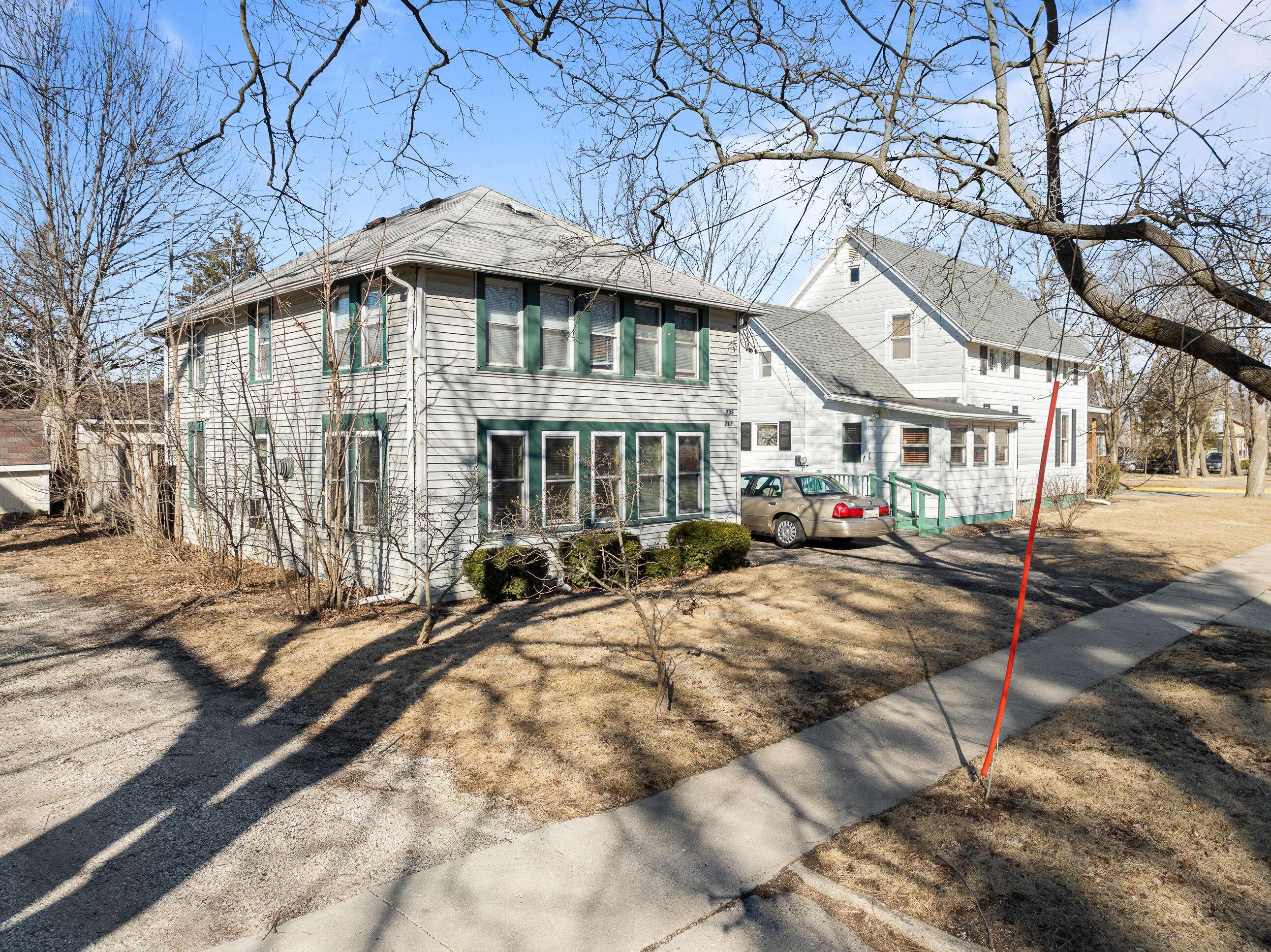 Lake Geneva, WI 53147,711 Ann St