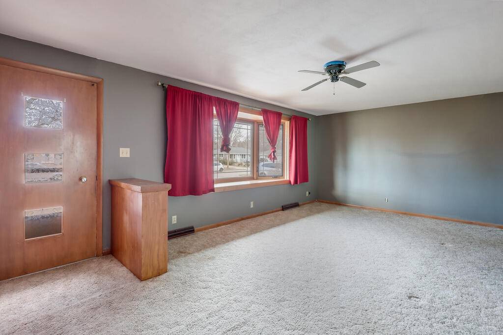 Two Rivers, WI 54241,2537 39th St