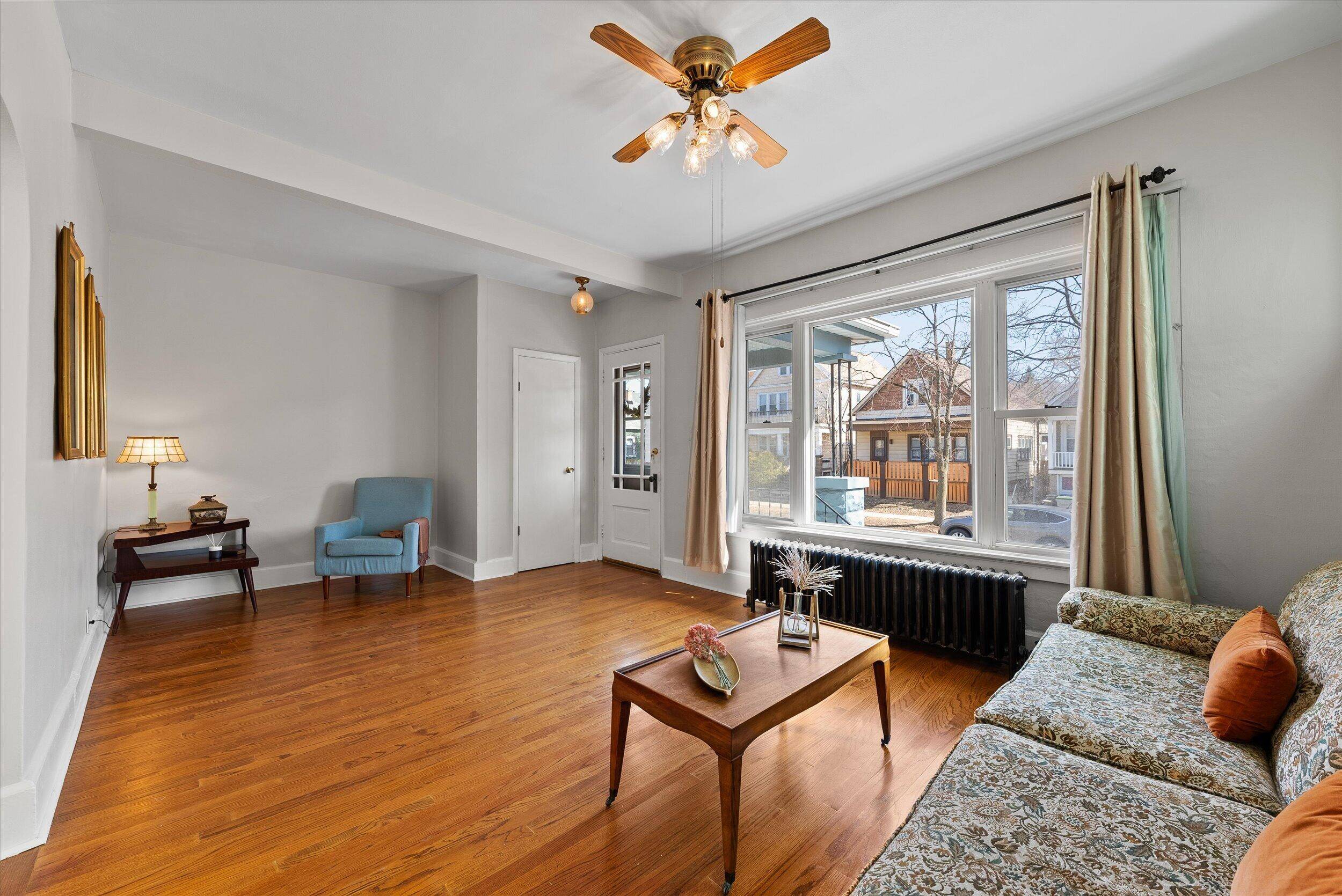 Milwaukee, WI 53212,2517 N Weil St