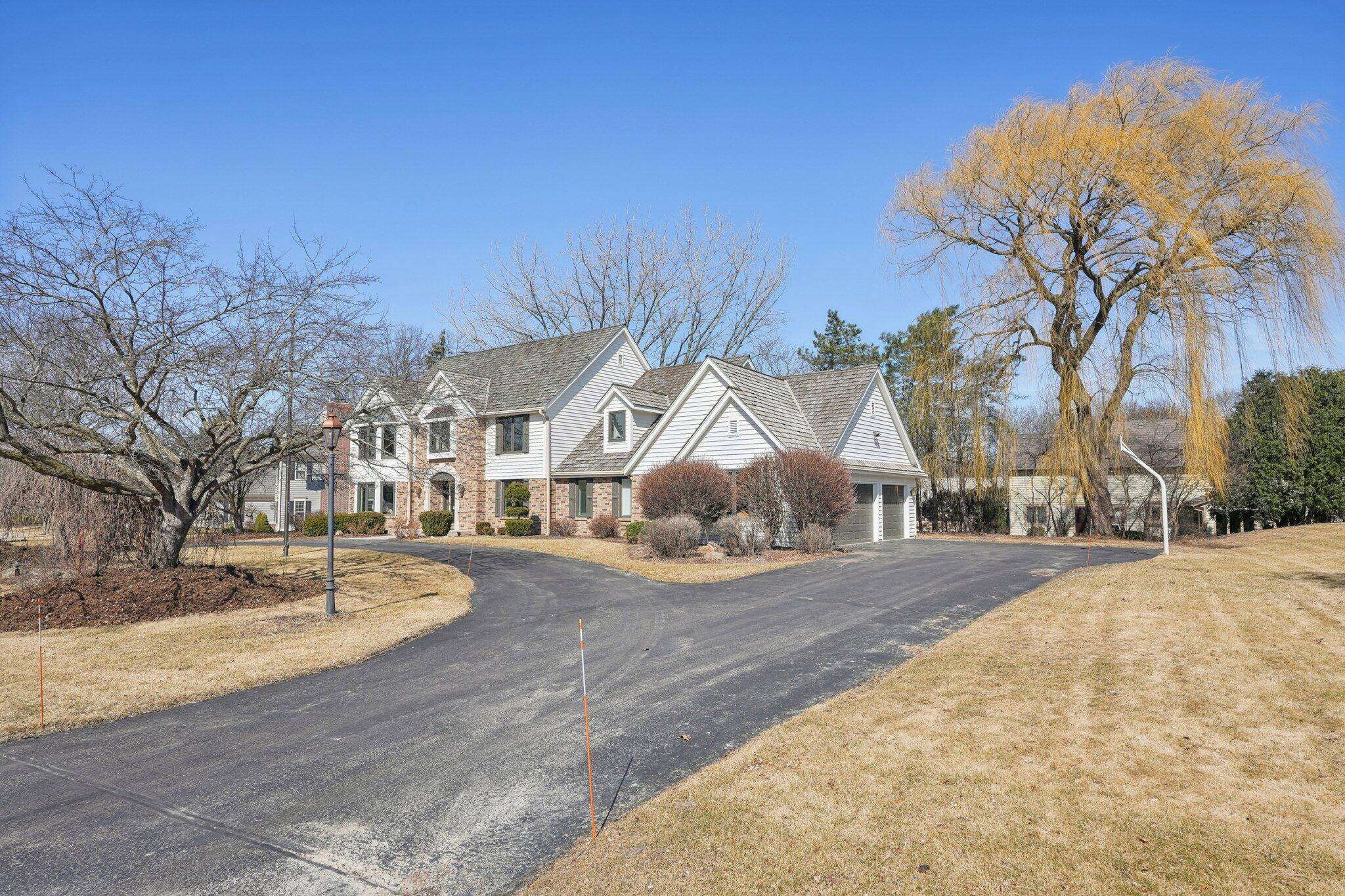 Brookfield, WI 53045,20750 Bartlett Dr