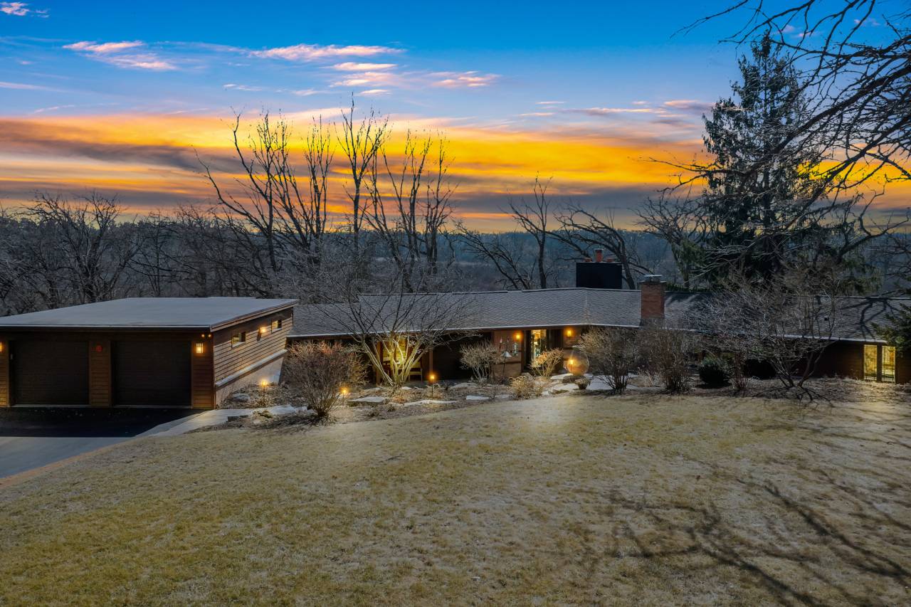 Mukwonago, WI 53149,S100W31365 County Road LO -