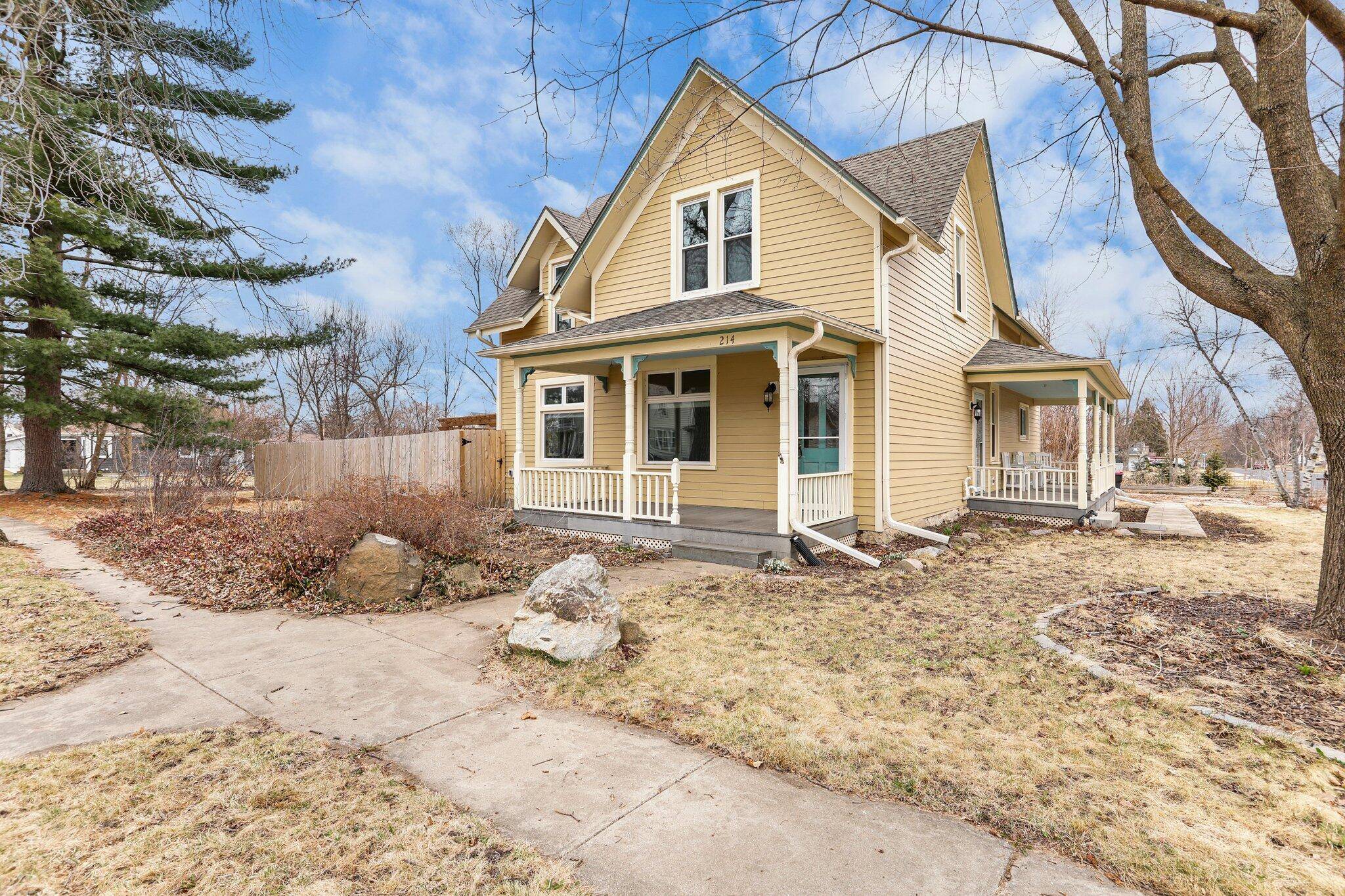 Cambridge, WI 53523,214 Elm St