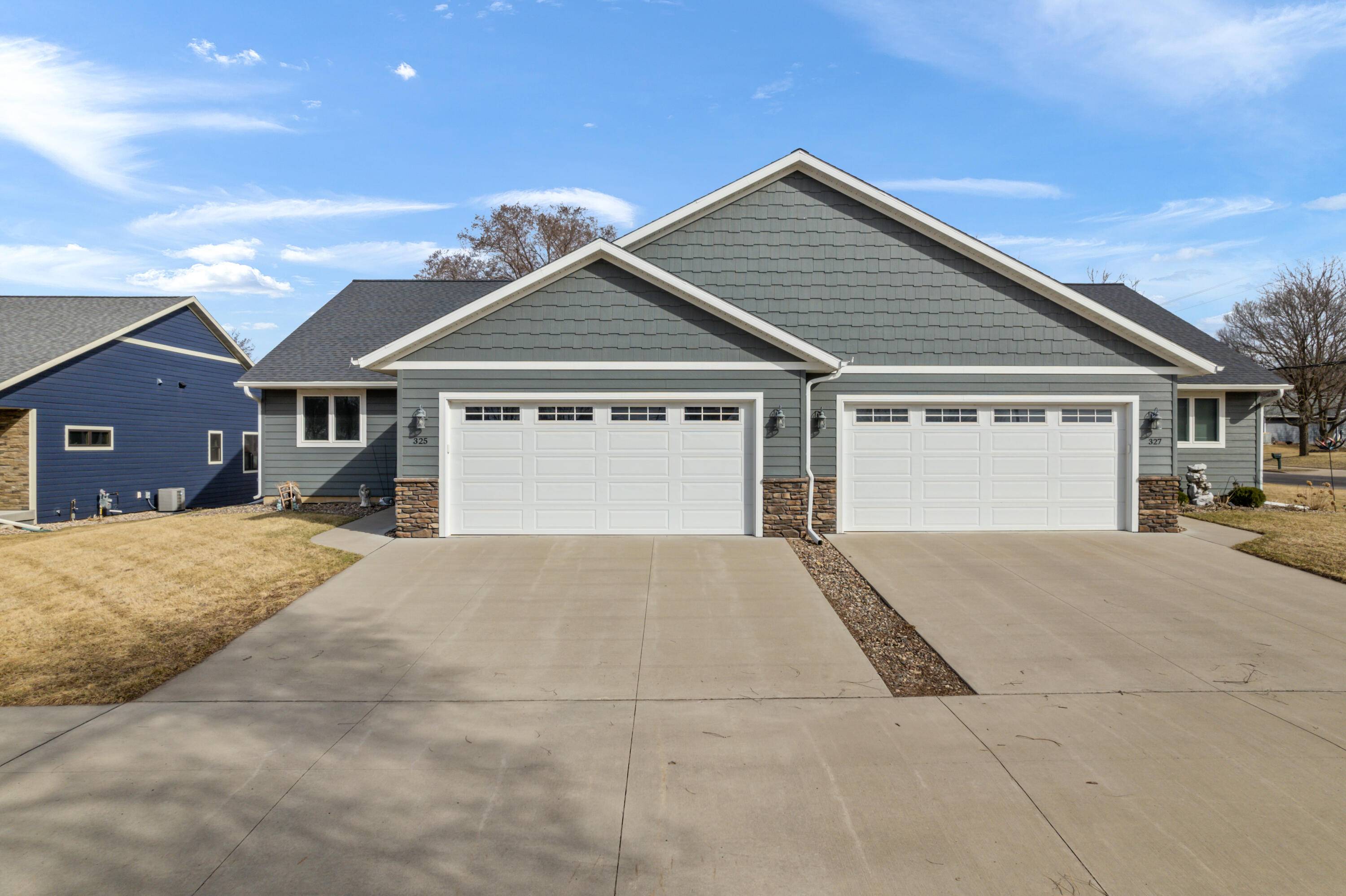 Holmen, WI 54636,325 Rivers Dr