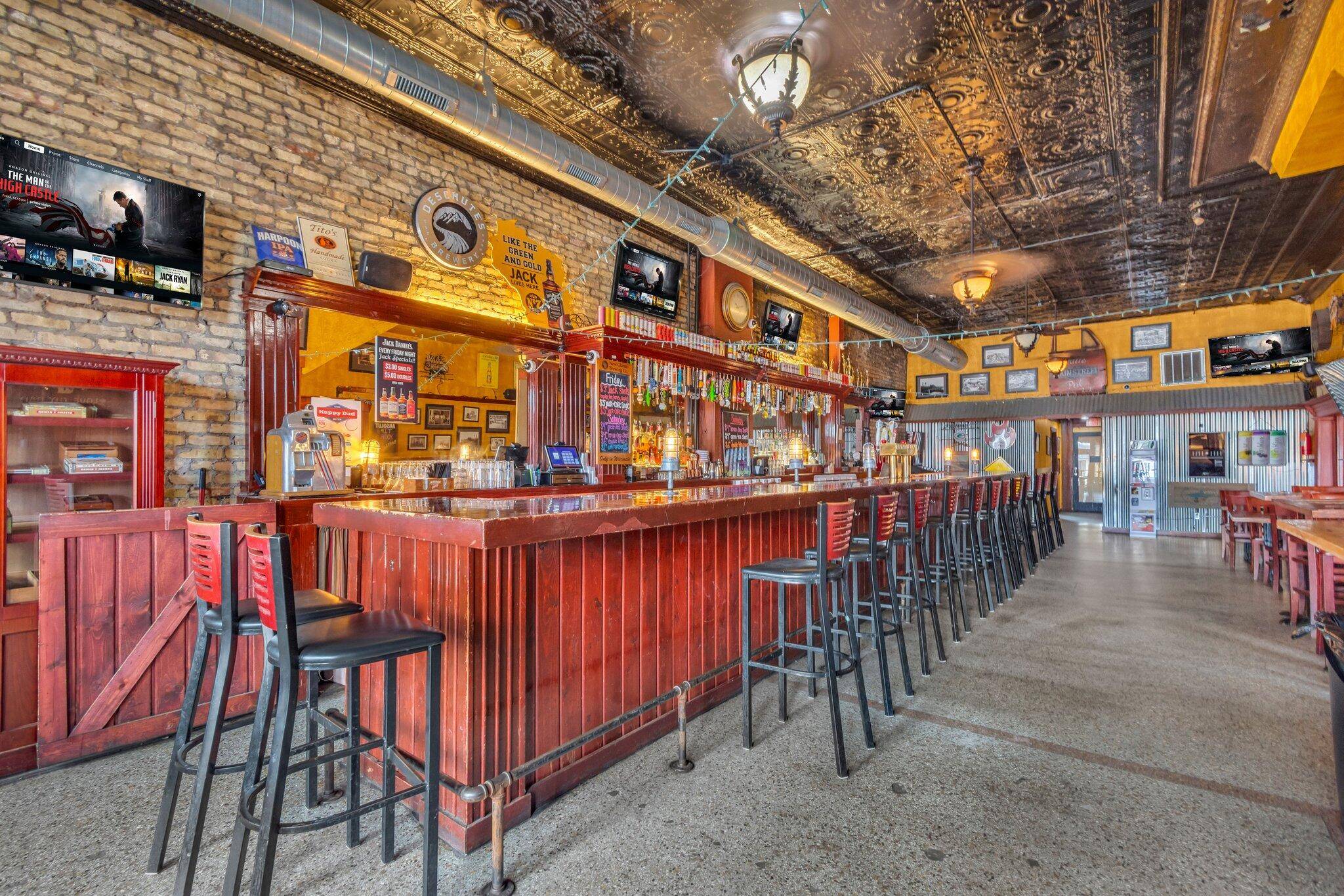 Kenosha, WI 53140,5006 7th Ave
