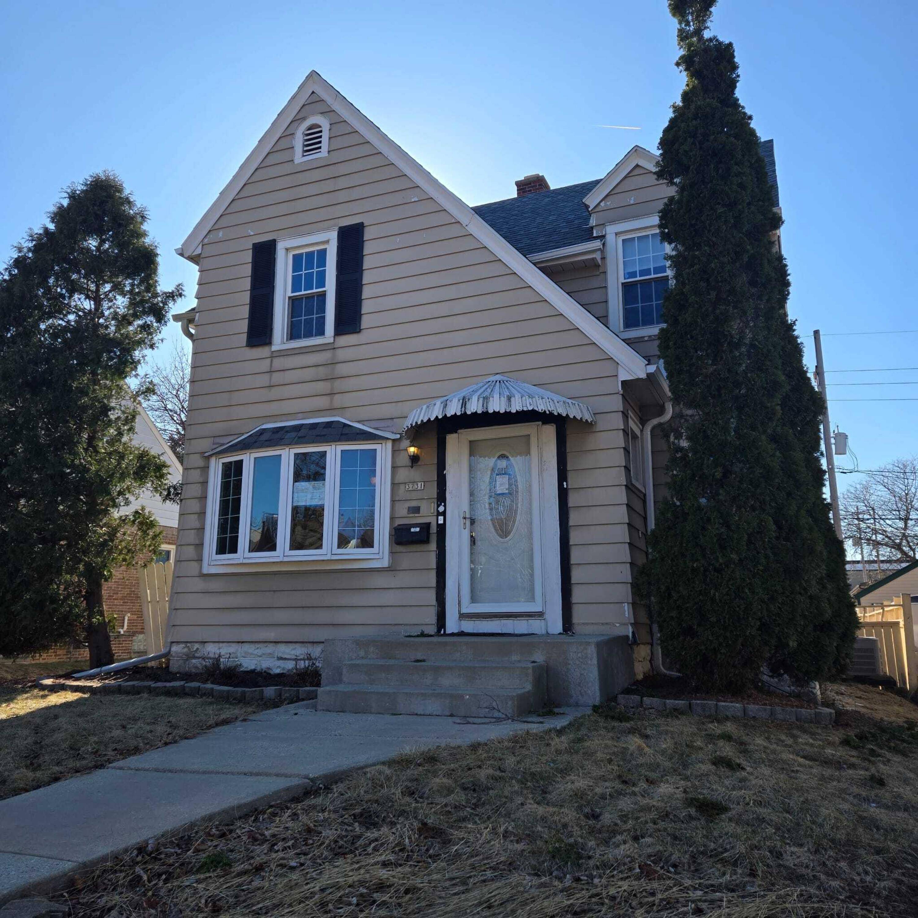 Greenfield, WI 53220,3731 S 56th St